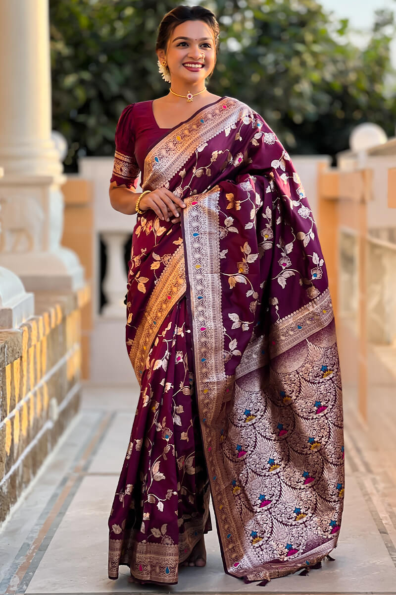 Eloquence Purple Soft Banarasi Silk Saree With Amiable Blouse Piece