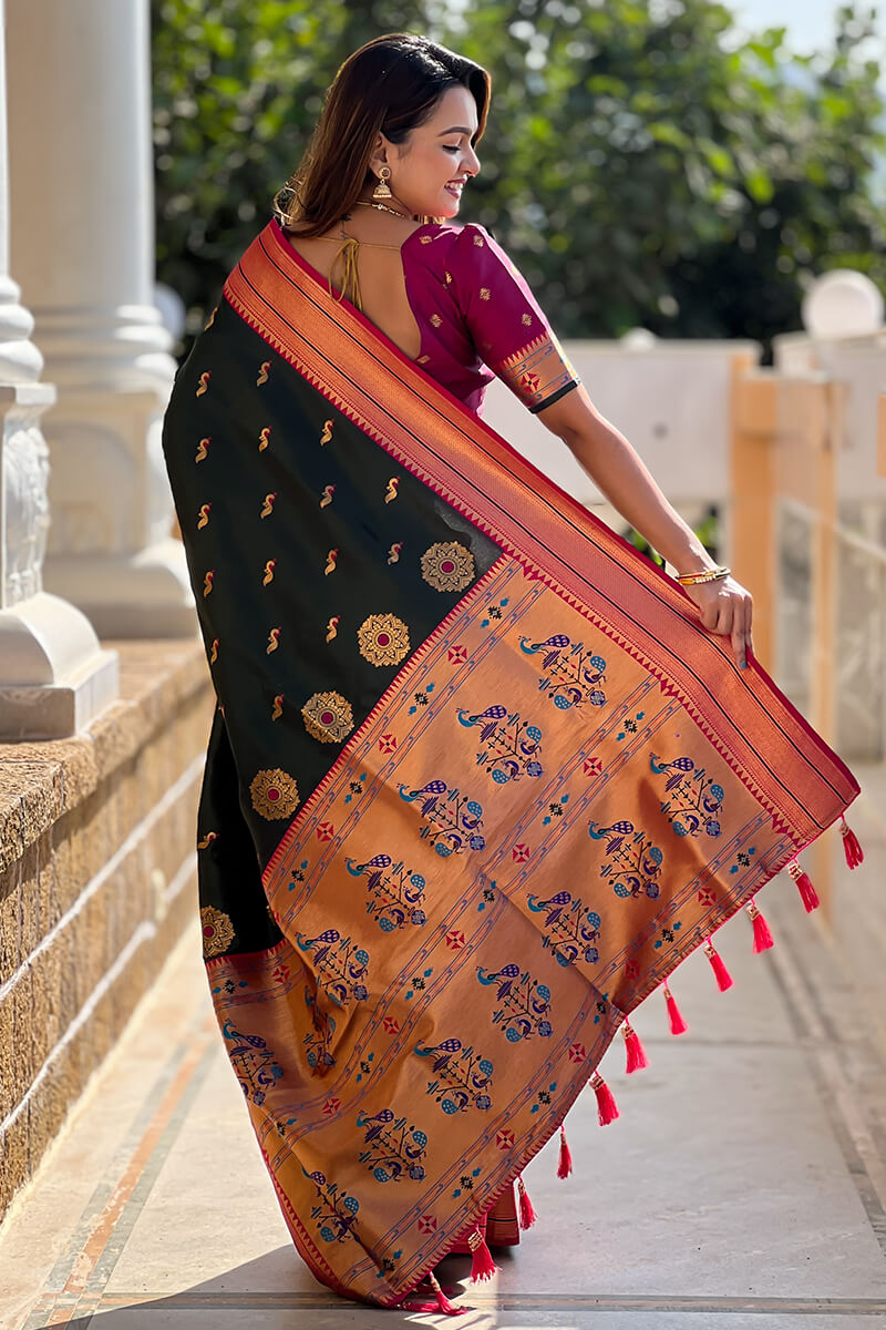 Impressive Dark Green Paithani Silk Saree With Adorning Blouse Piece