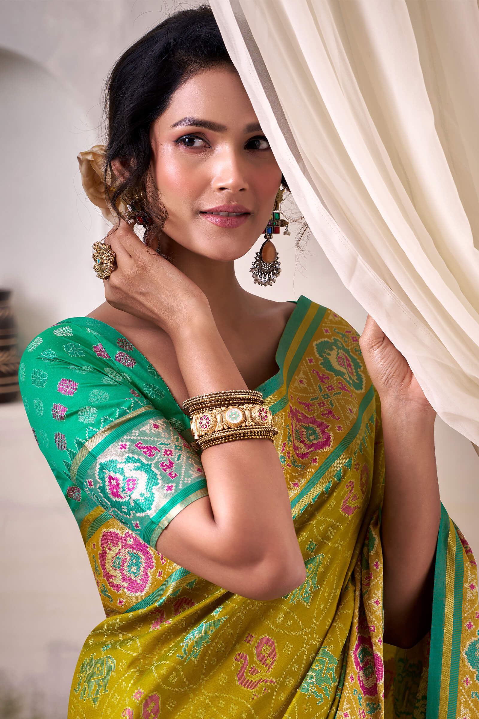 Zephyr Mehndi Patola Silk Saree With Inspiring Blouse Piece