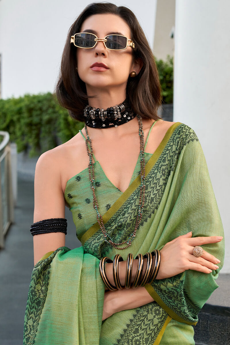 Impressive Green Cotton Silk Saree With Glorious Blouse Piece
