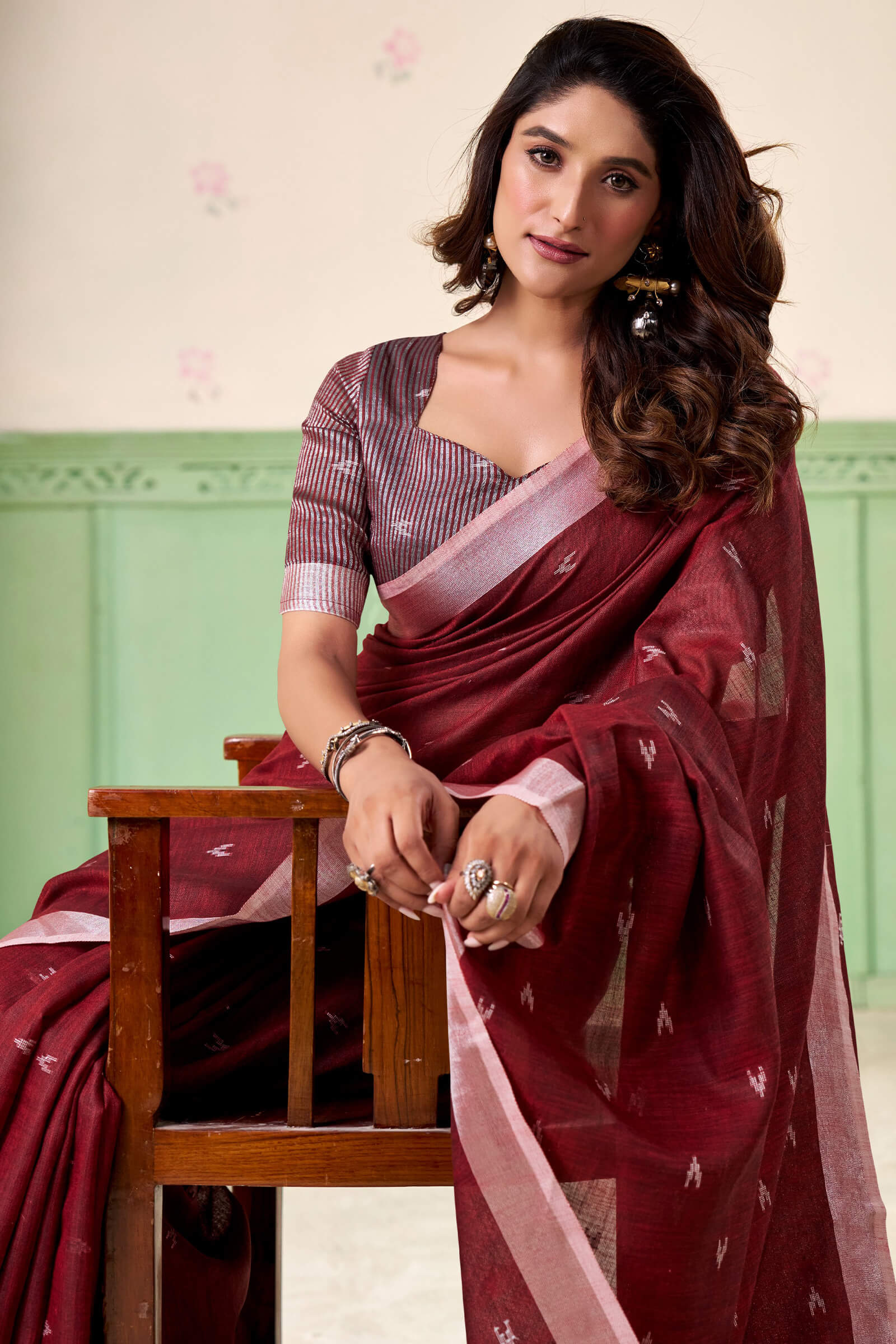 Fairytale Maroon Cotton Silk Saree With Woebegone Blouse Piece