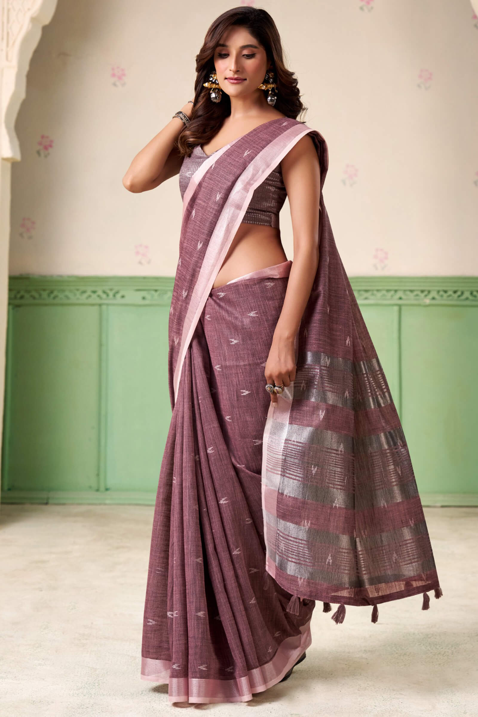 Gorgeous Lavender Cotton Silk Saree With Profuse Blouse Piece