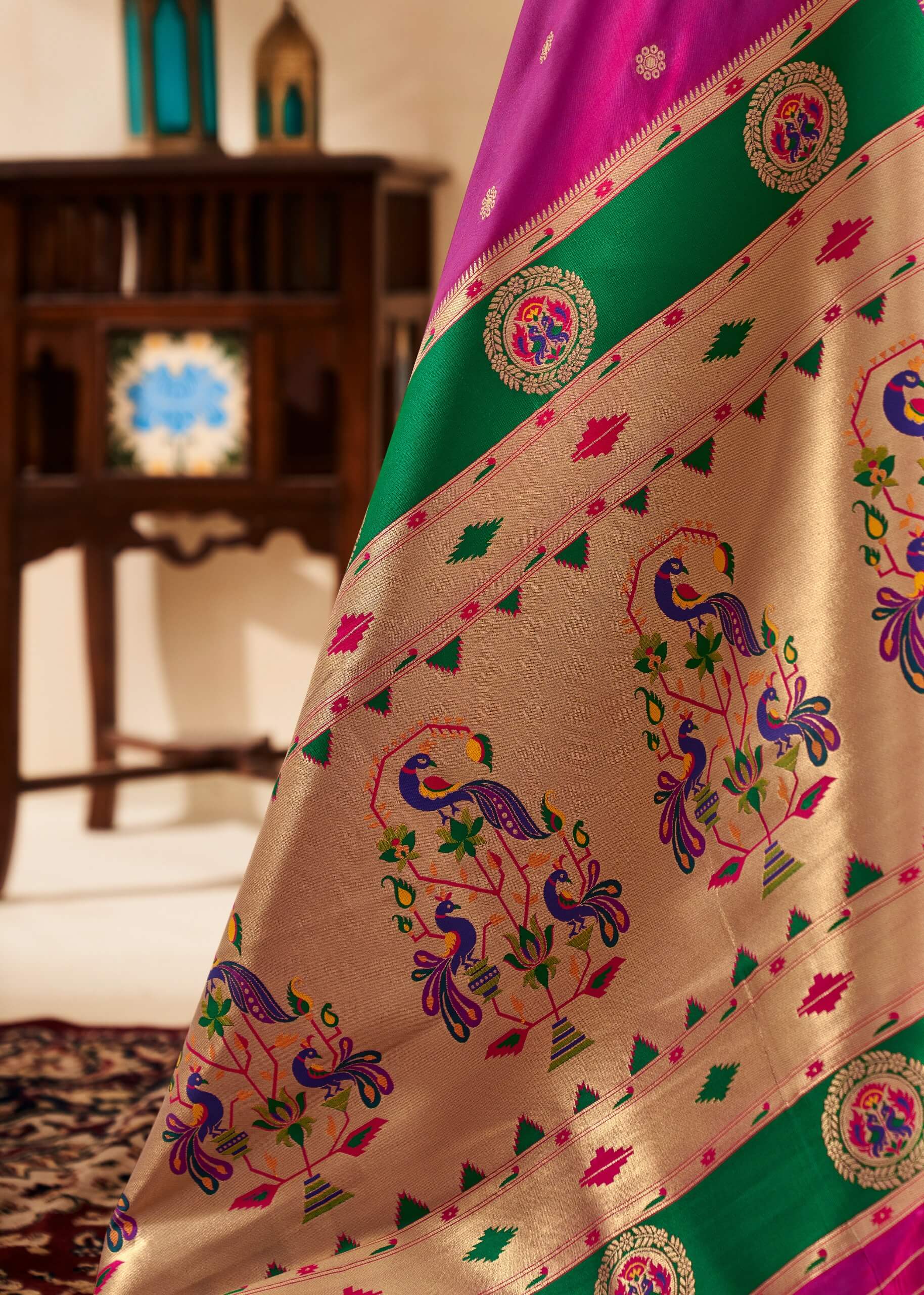 Eloquence Magenta Paithani Silk Saree With Fantabulous Blouse Piece