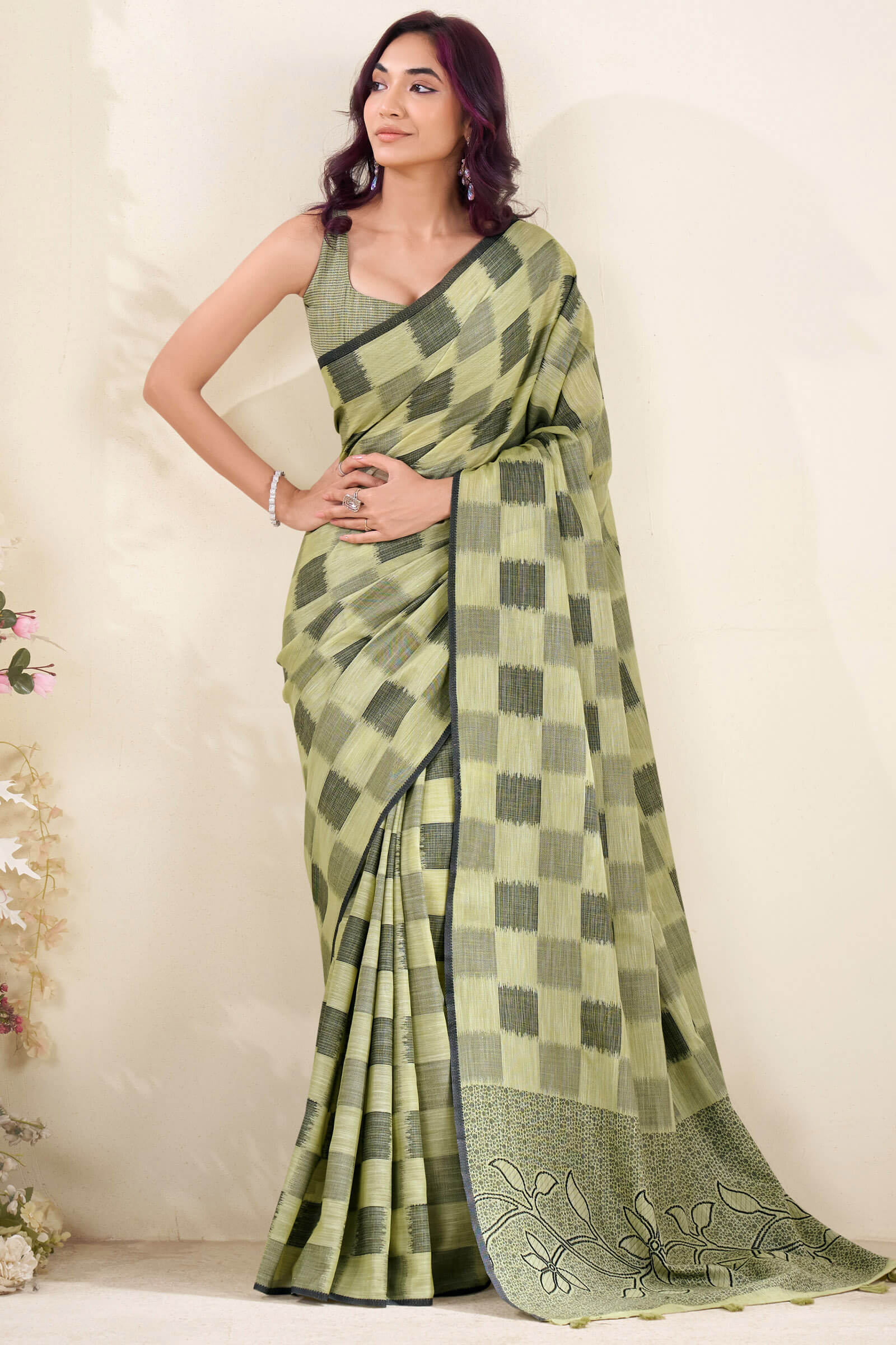 Stylish Green Cotton Silk Saree With Innovative Blouse Piece