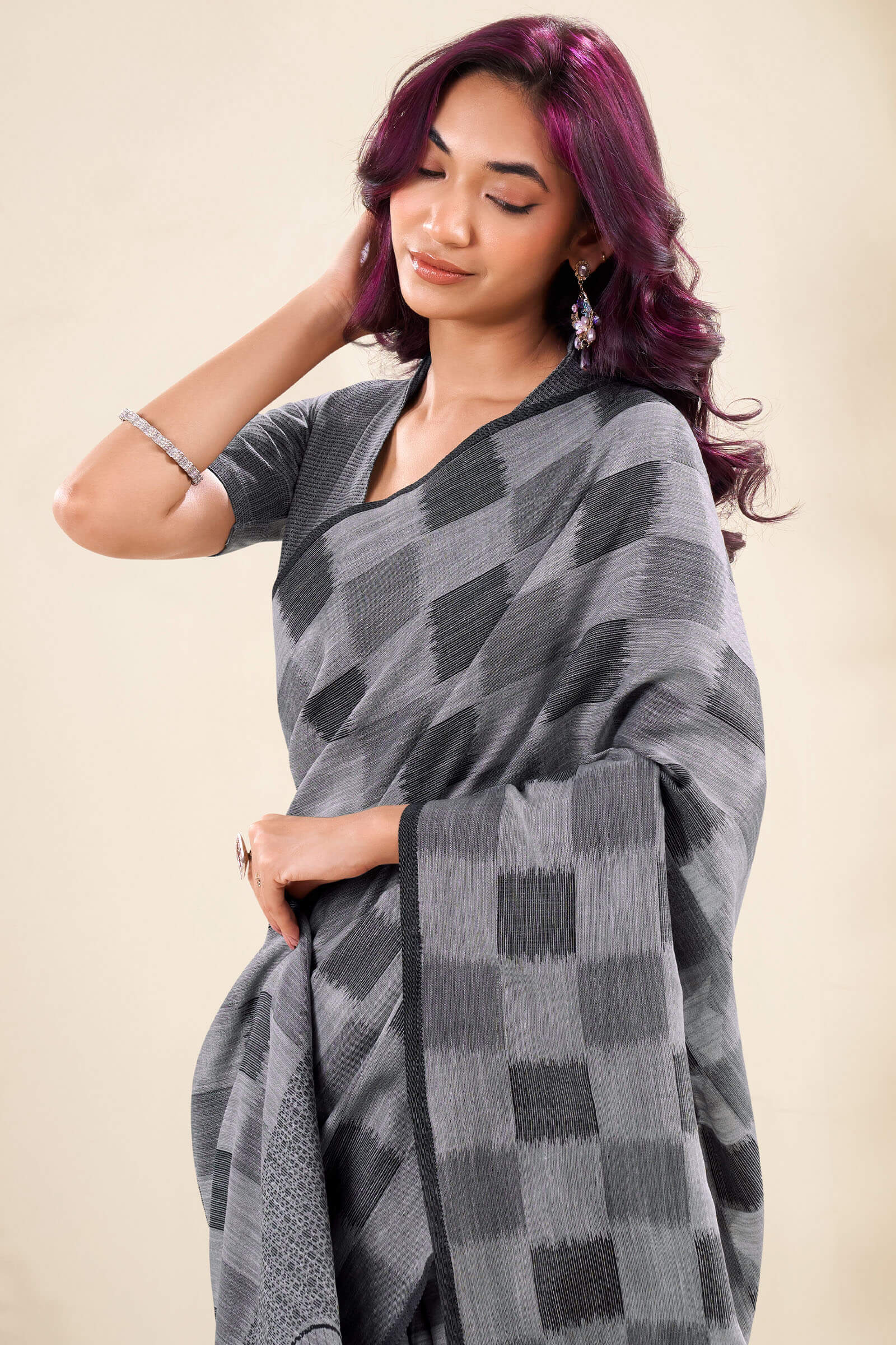 Exquisite Grey Cotton Silk Saree With Comely Blouse Piece