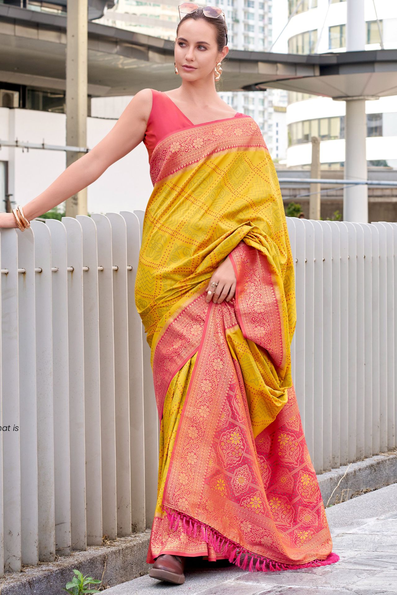 Eloquence Yellow Soft Banarasi Silk Saree With Sumptuous Blouse Piece