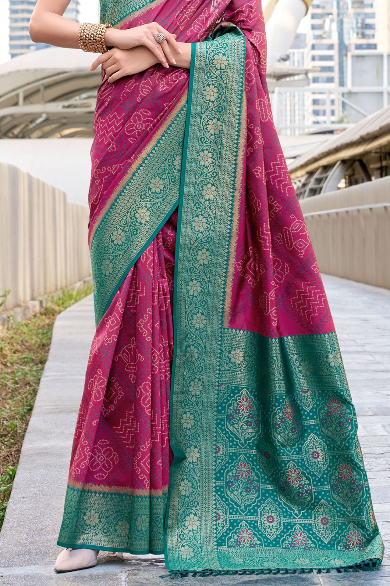 Nebula Dark Pink Soft Banarasi Silk Saree With Profuse Blouse Piece