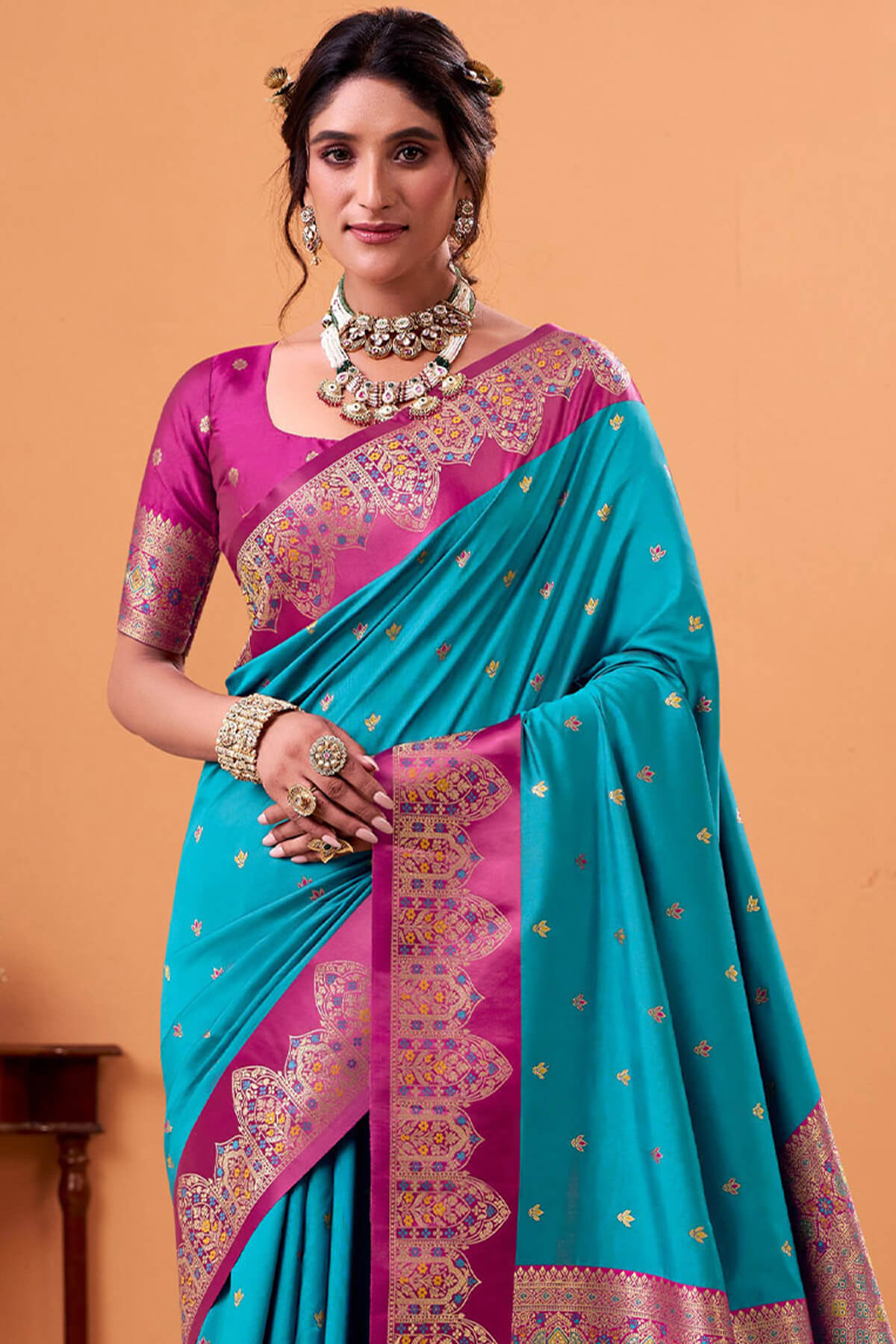 Beauteous Firozi Banarasi Satin Silk Saree With Surpassing Blouse
