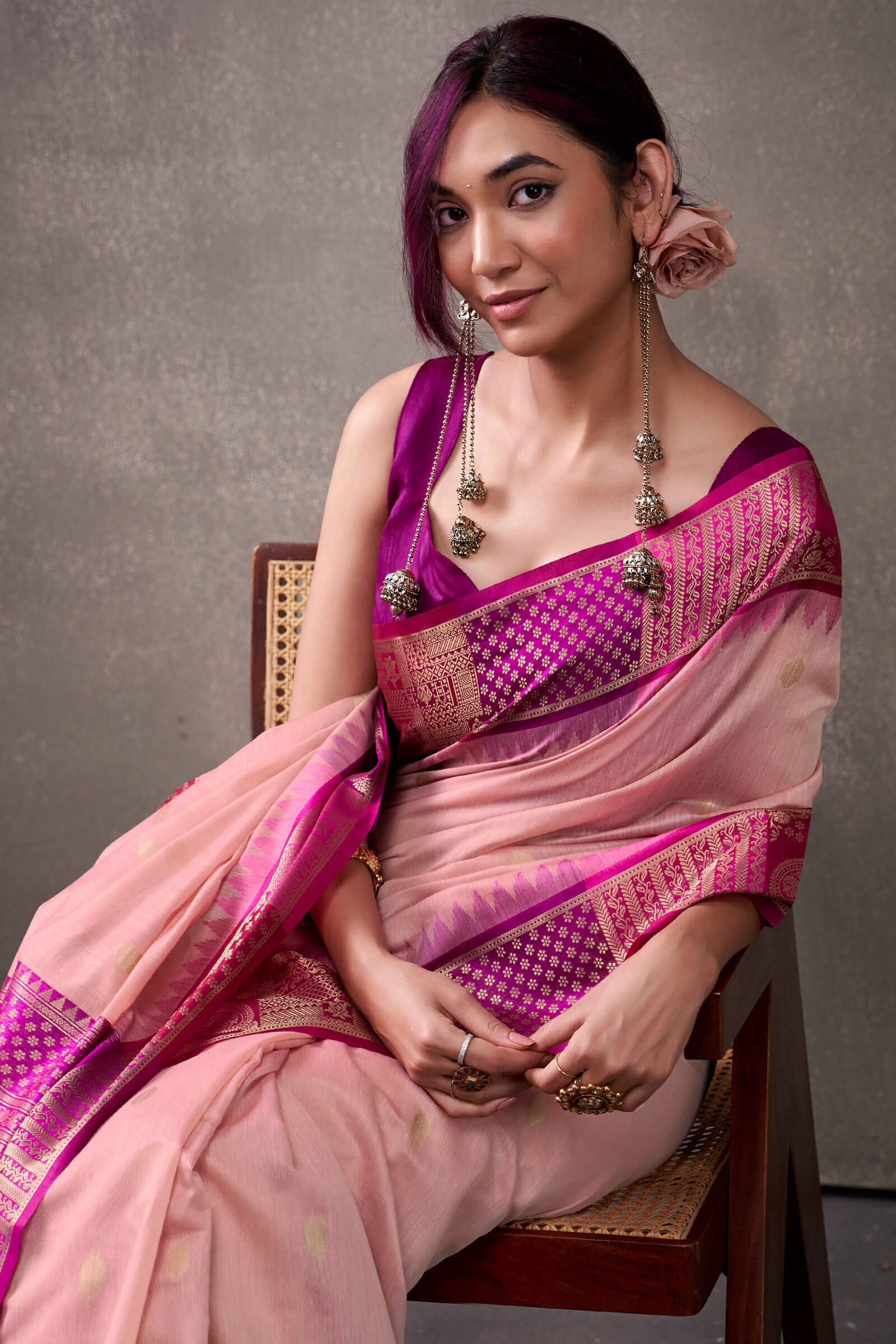 Effulgent Pink Cotton Silk Saree With Lustrous Blouse Piece