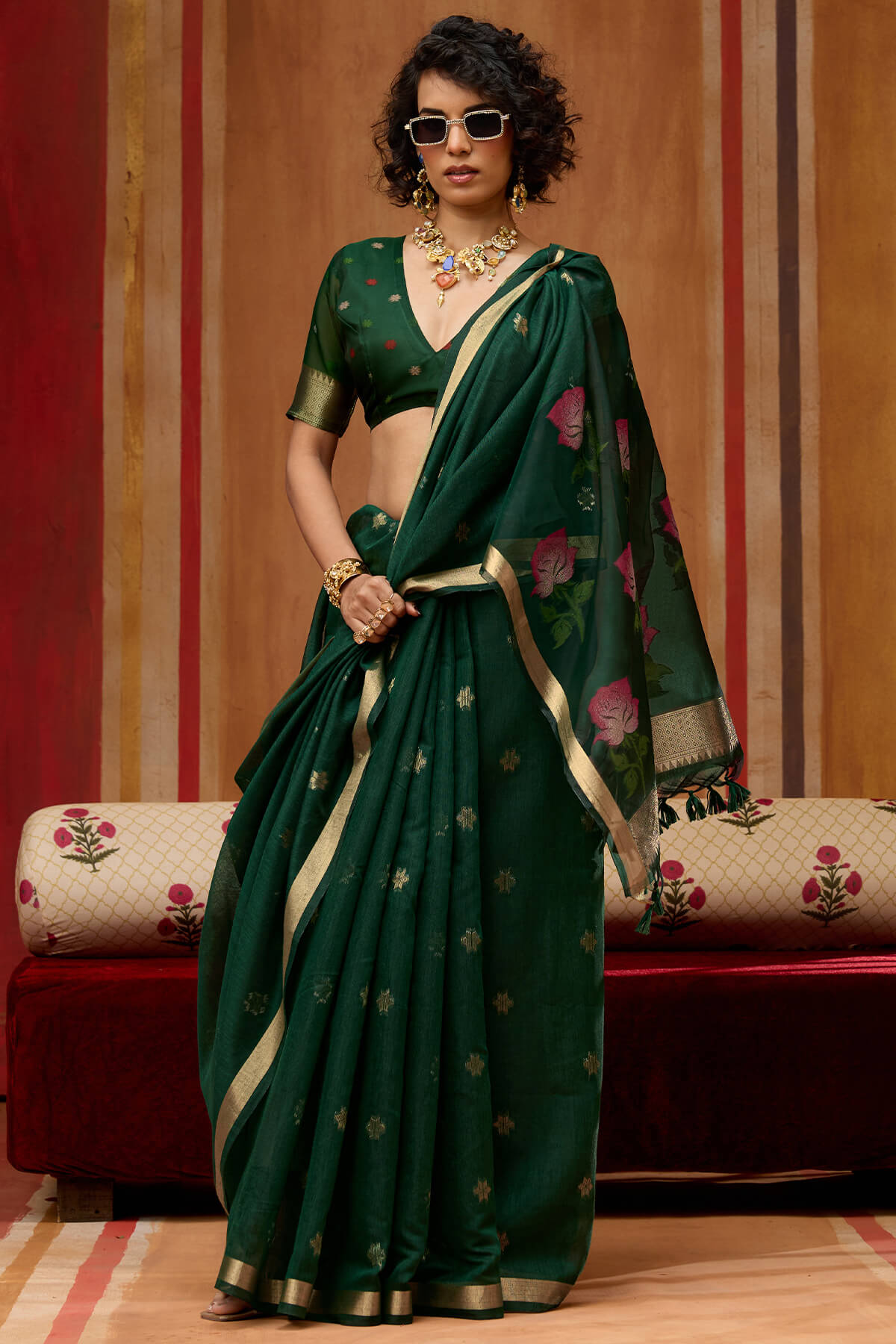 Magnificat Dark Green Pure Munga Cotton Saree With Beautiful Blouse Piece