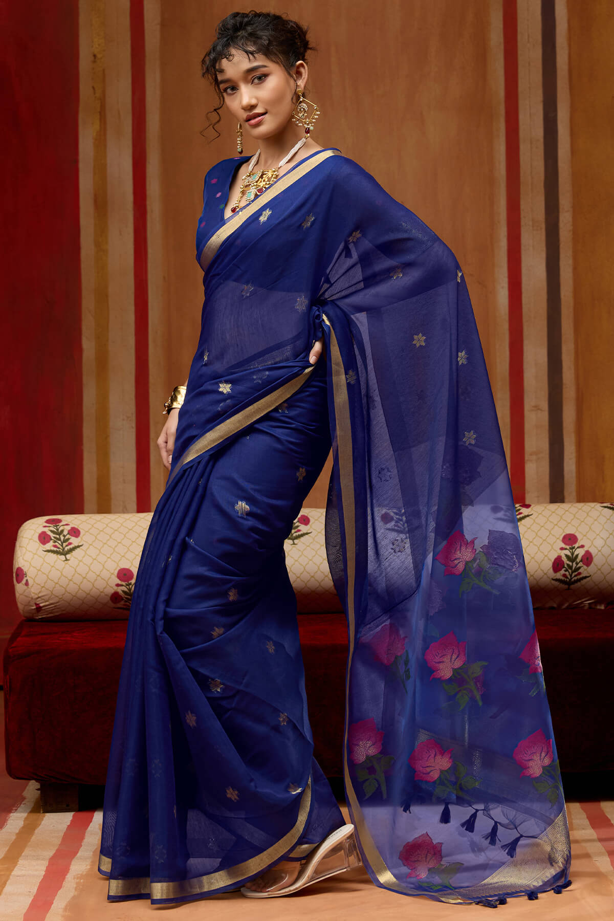 Stunning Navy Blue Pure Munga Cotton Saree With Super extravagant Blouse Piece