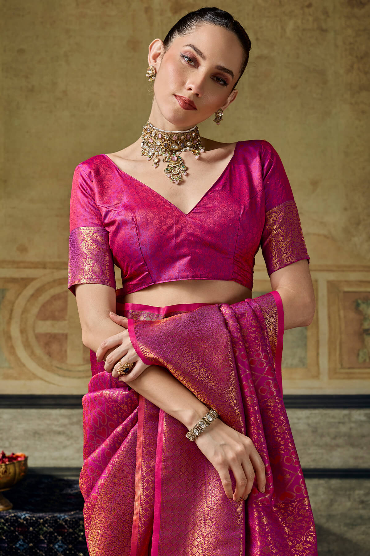 Intricate Purple Kanjivaram Silk Saree With Scrumptious Blouse Piece