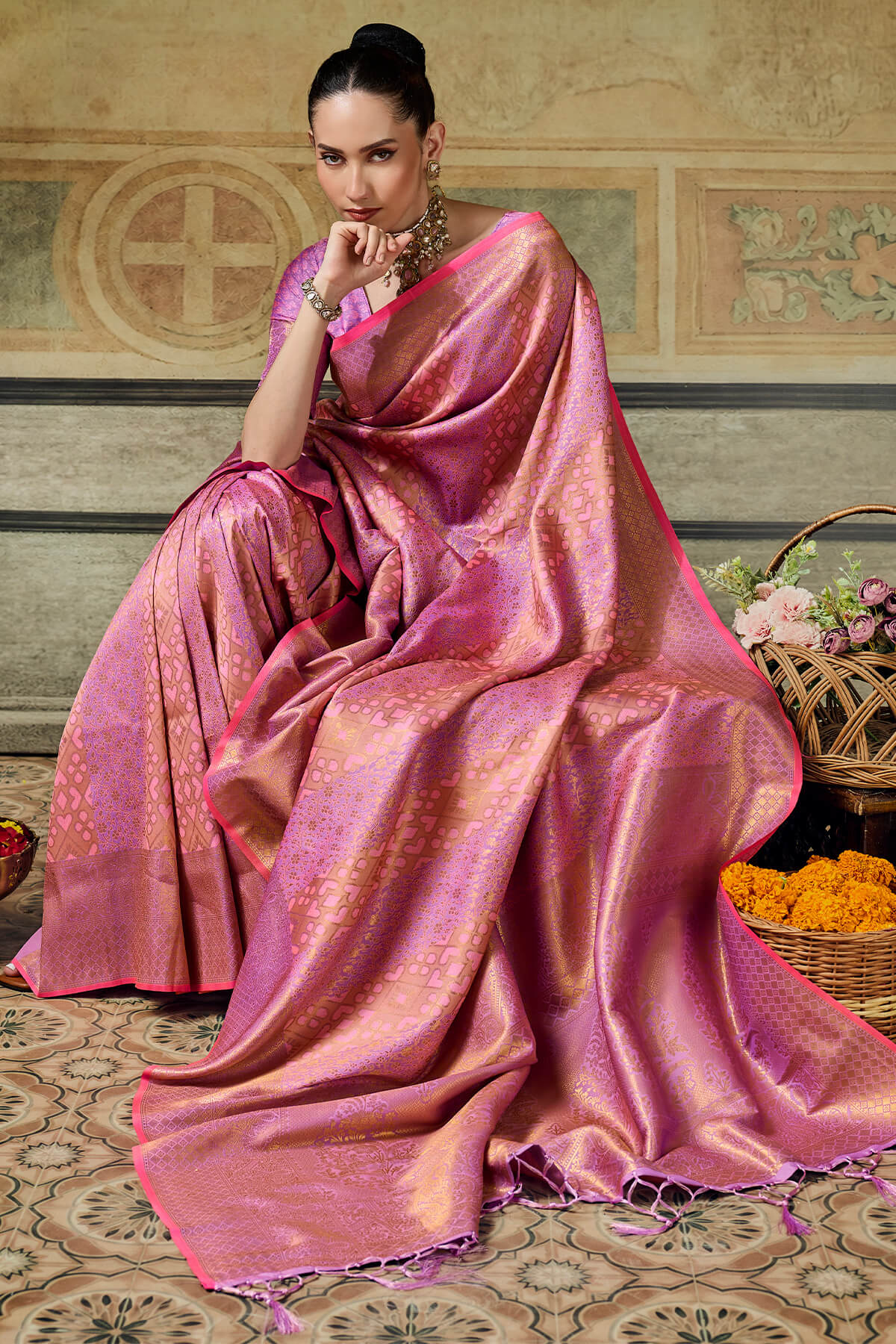Denouement Pink Kanjivaram Silk Saree With Scintillating Blouse Piece