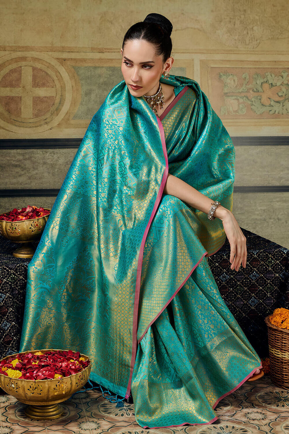 Amazing Turquoise Kanjivaram Silk Saree With Rhapsodic Blouse Piece