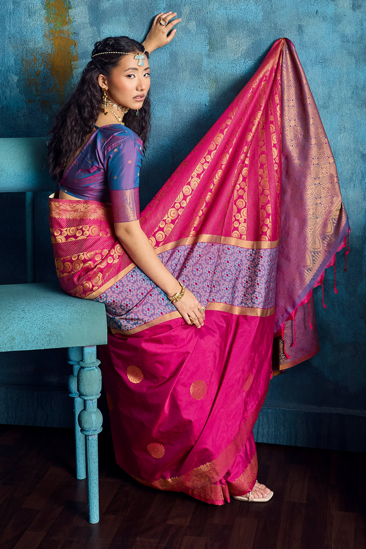 Demure Dark Pink Soft Pochampally Silk Saree With Inspiring Blouse Piece