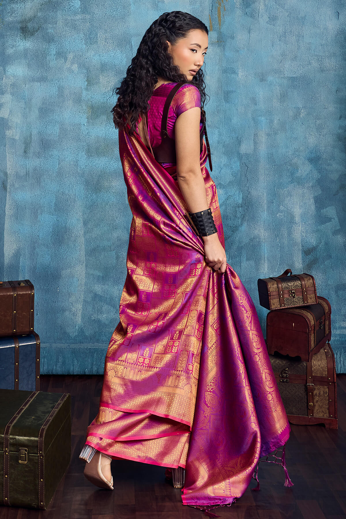 Pleasurable Purple Kanjivaram Silk Saree With Amiable Blouse Piece