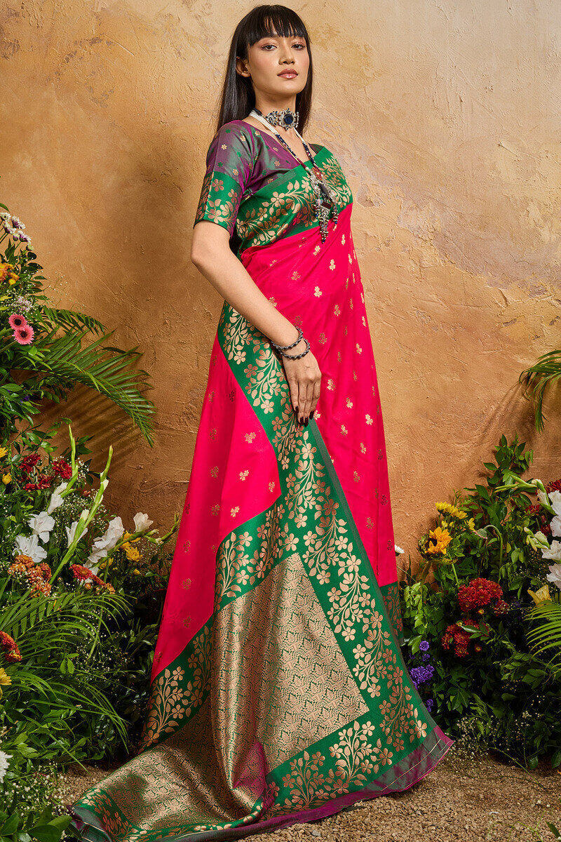 Improbable Dark Pink Pure Zari Weaving Banarasi Silk Saree With Efflorescence Blouse Piece