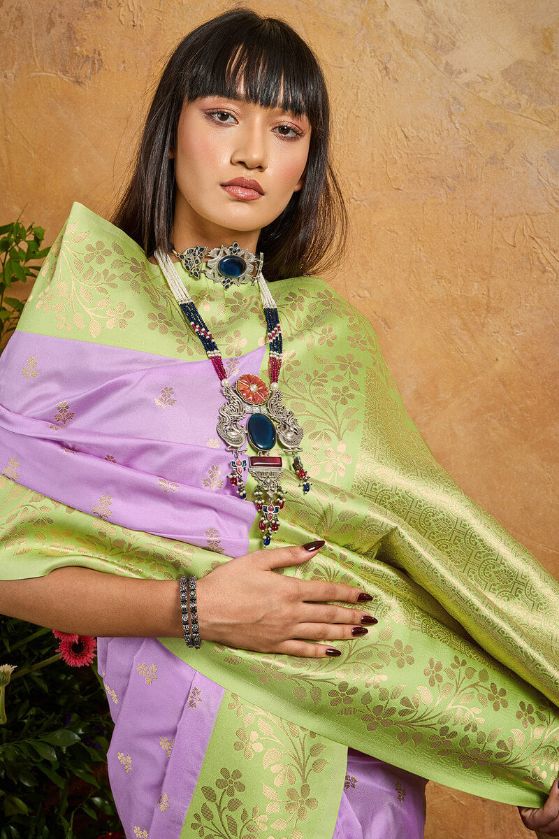 Evocative Lavender Pure Zari Weaving Banarasi Silk Saree With Sophisticated Blouse Piece