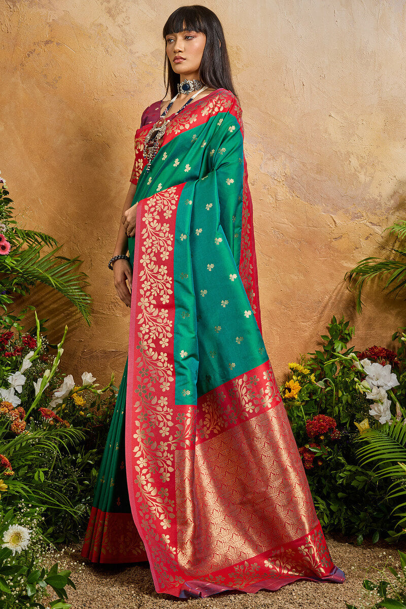 Exuberant Dark Green Pure Zari Weaving Banarasi Silk Saree With Adoring Blouse Piece