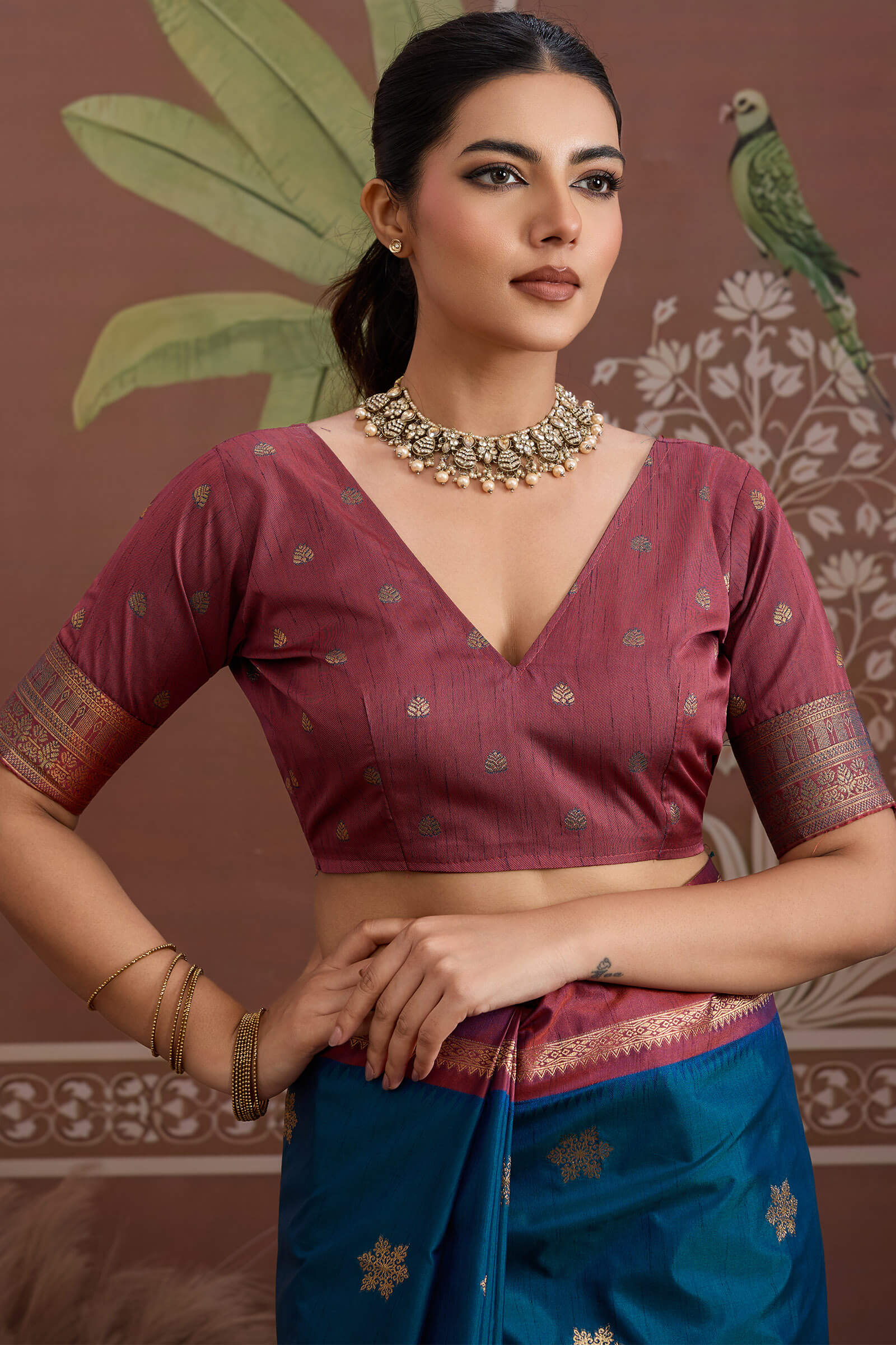 Preferable Navy Blue Banarasi Tussar Silk Saree With Evanescent Blouse Piece