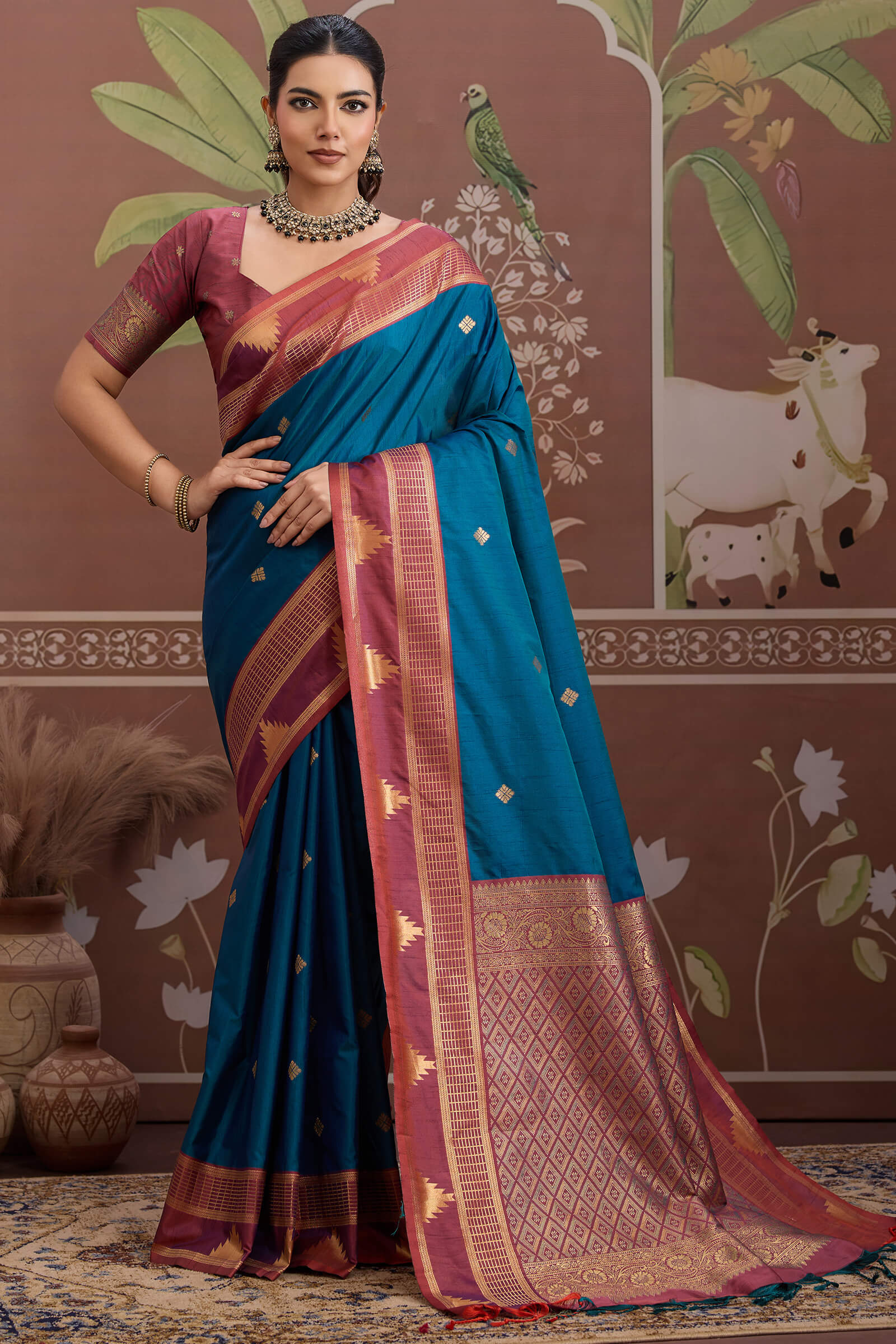 Inimitable Navy Blue Banarasi Tussar Silk Saree With Prettiest Blouse Piece