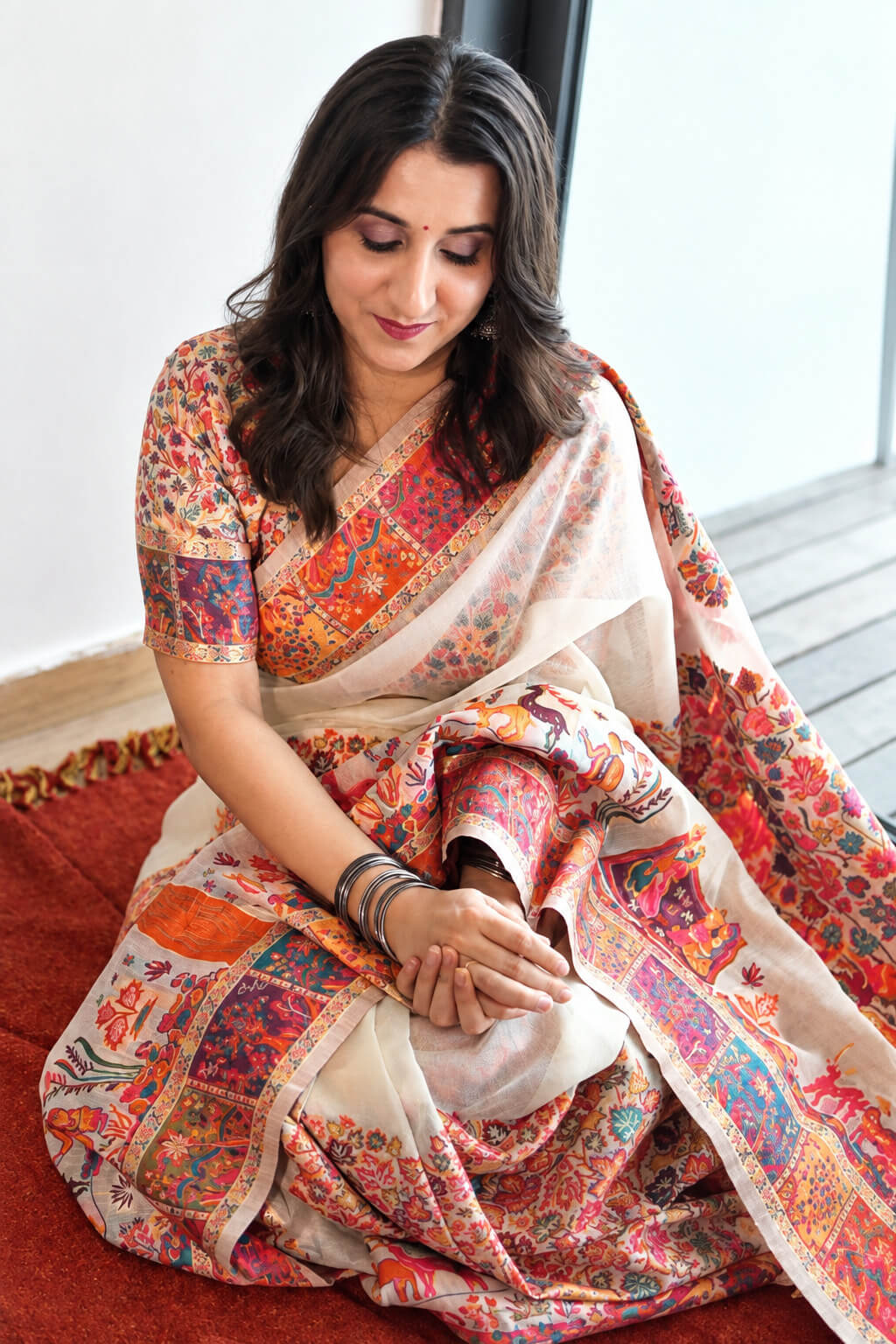 Suhani Popli in Off-White Pashmina Silk Saree