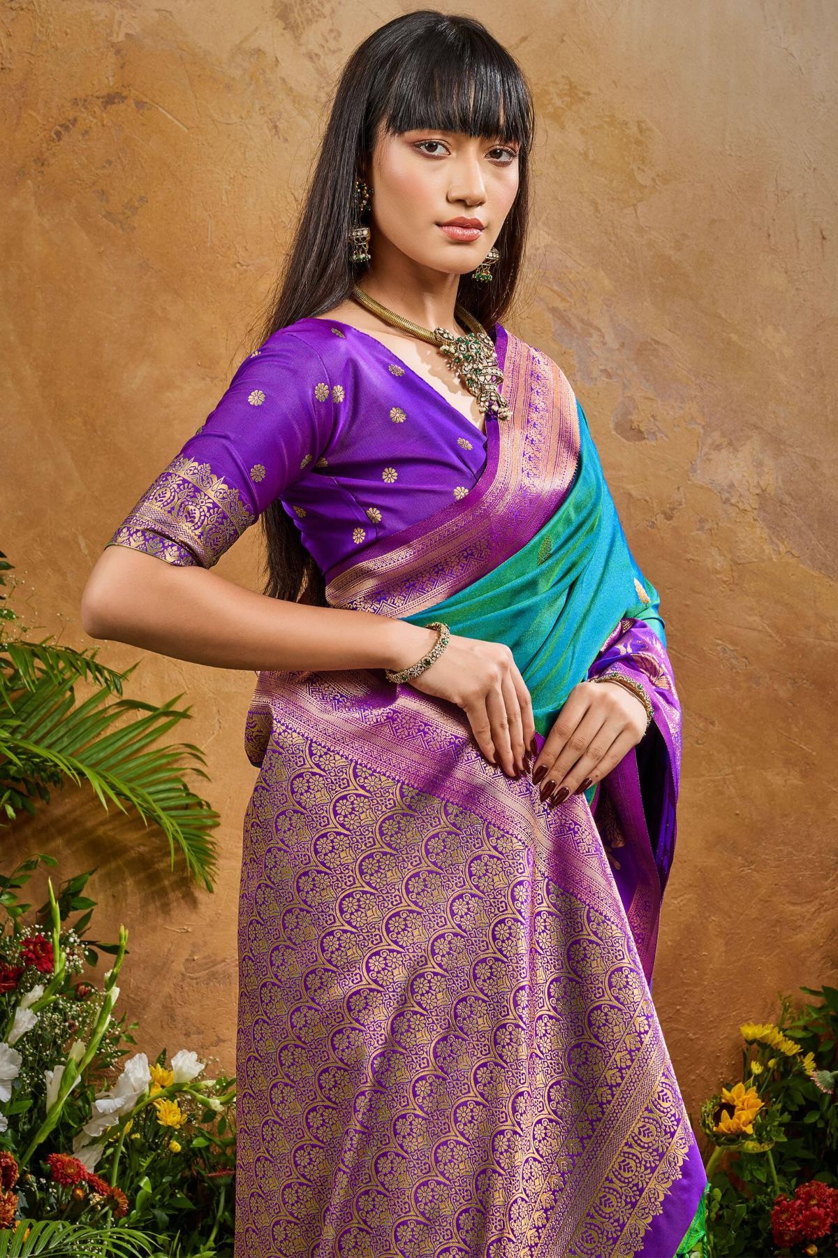 Resonant Rama Soft Banarasi Silk Saree With Opulent Blouse Piece