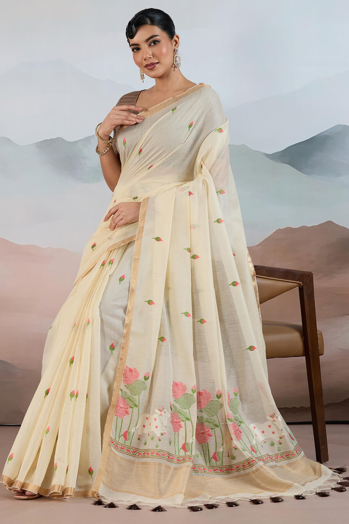Snazzy Beige Spun Cotton Silk Saree With Capricious Blouse Piece