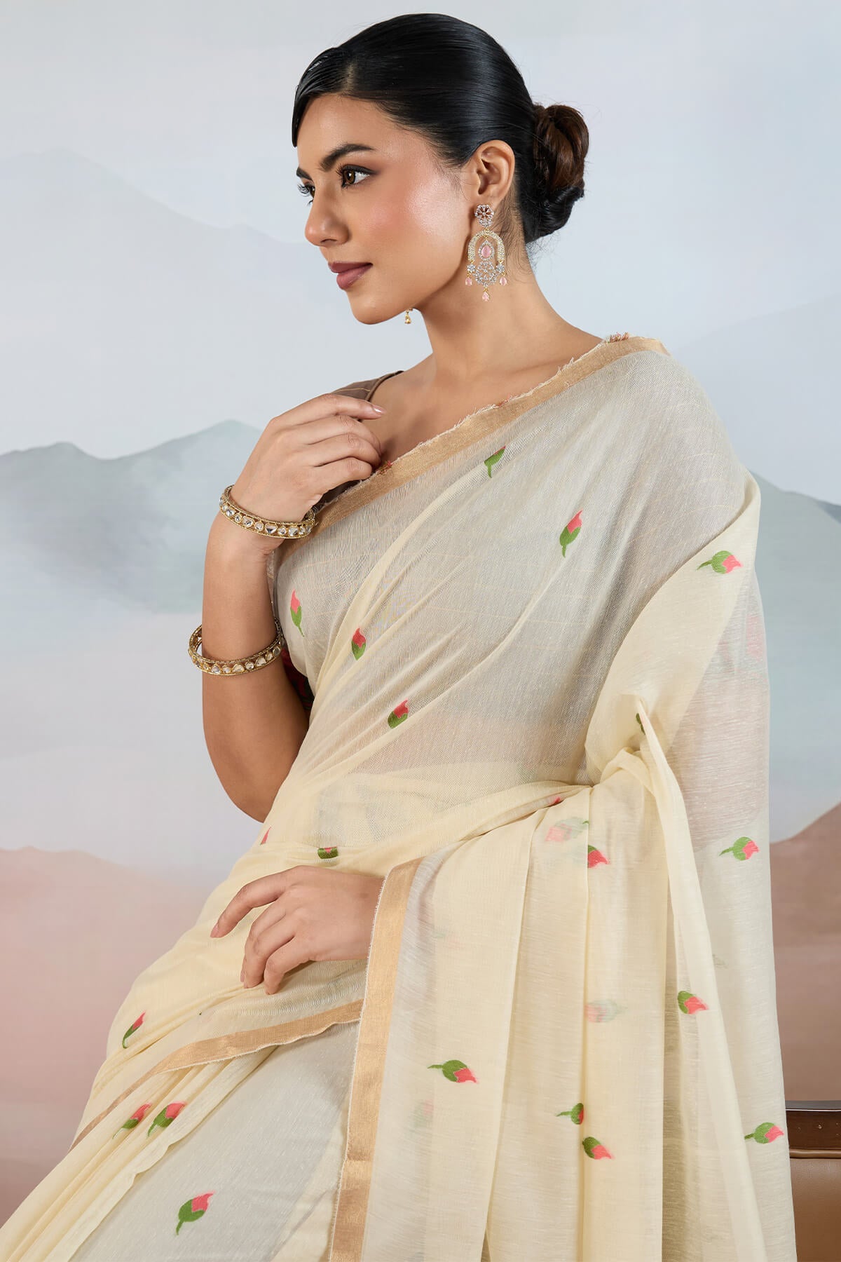 Snazzy Beige Spun Cotton Silk Saree With Capricious Blouse Piece