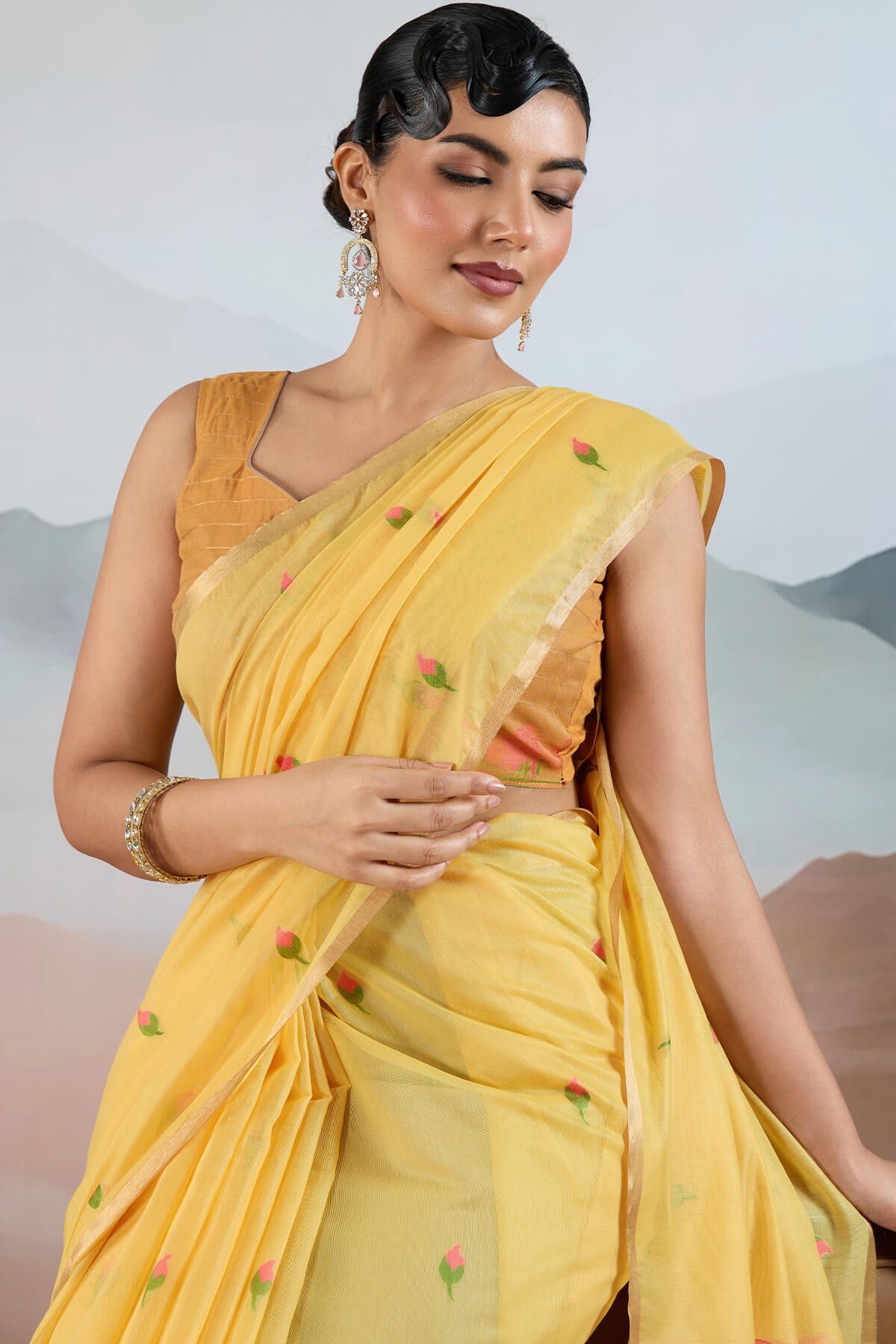 Posh Yellow Spun Cotton Silk Saree With Denouement Blouse Piece