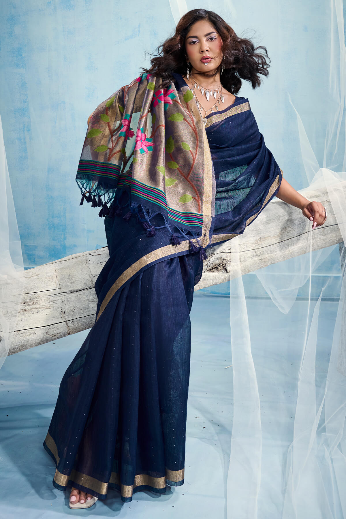 Capricious Navy Blue Pure Munga Cotton Silk Saree With Majestic Blouse Piece