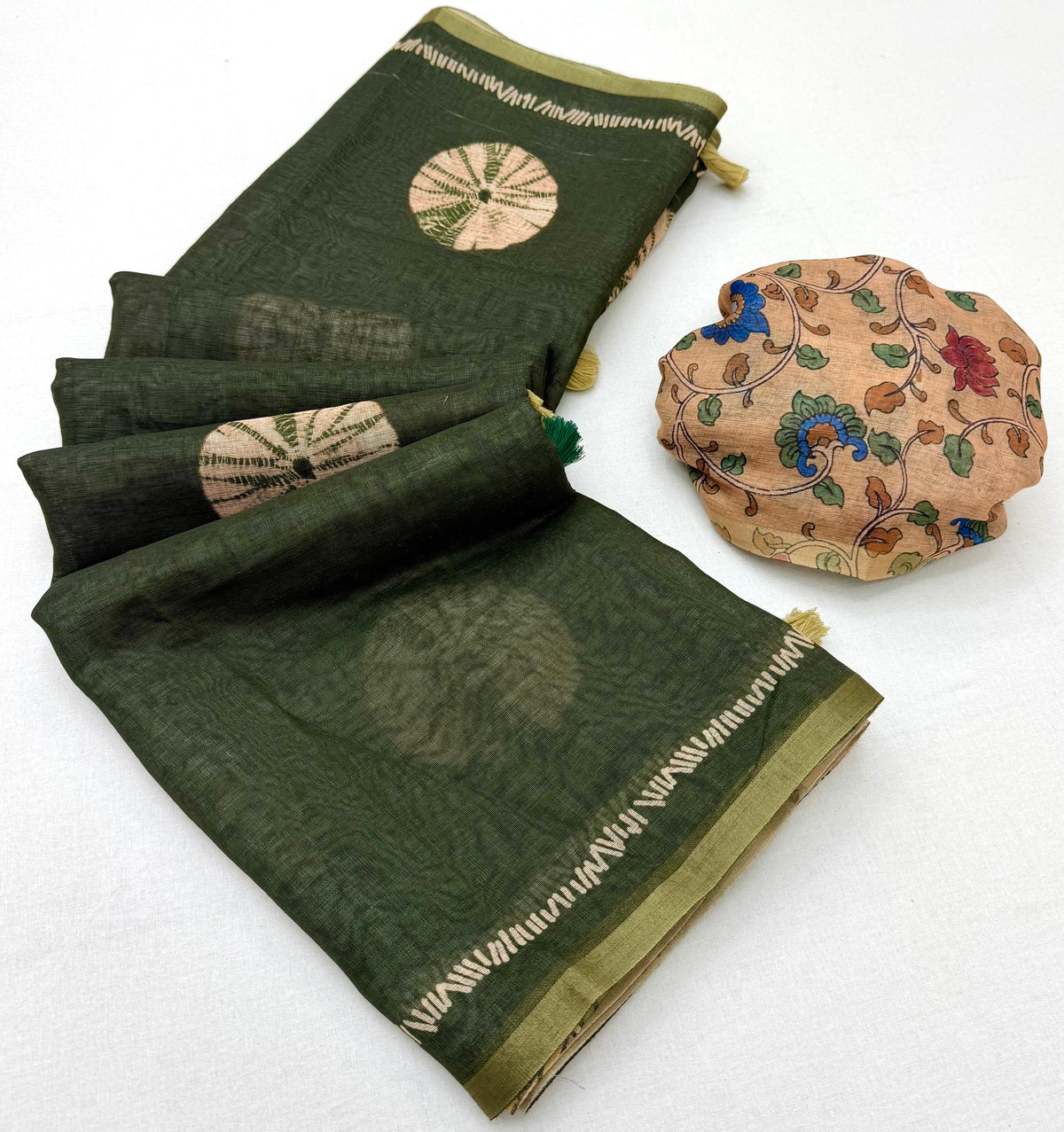 Desuetude Dark Green Printed Cotton Silk Saree With Fancifull Blouse Piece