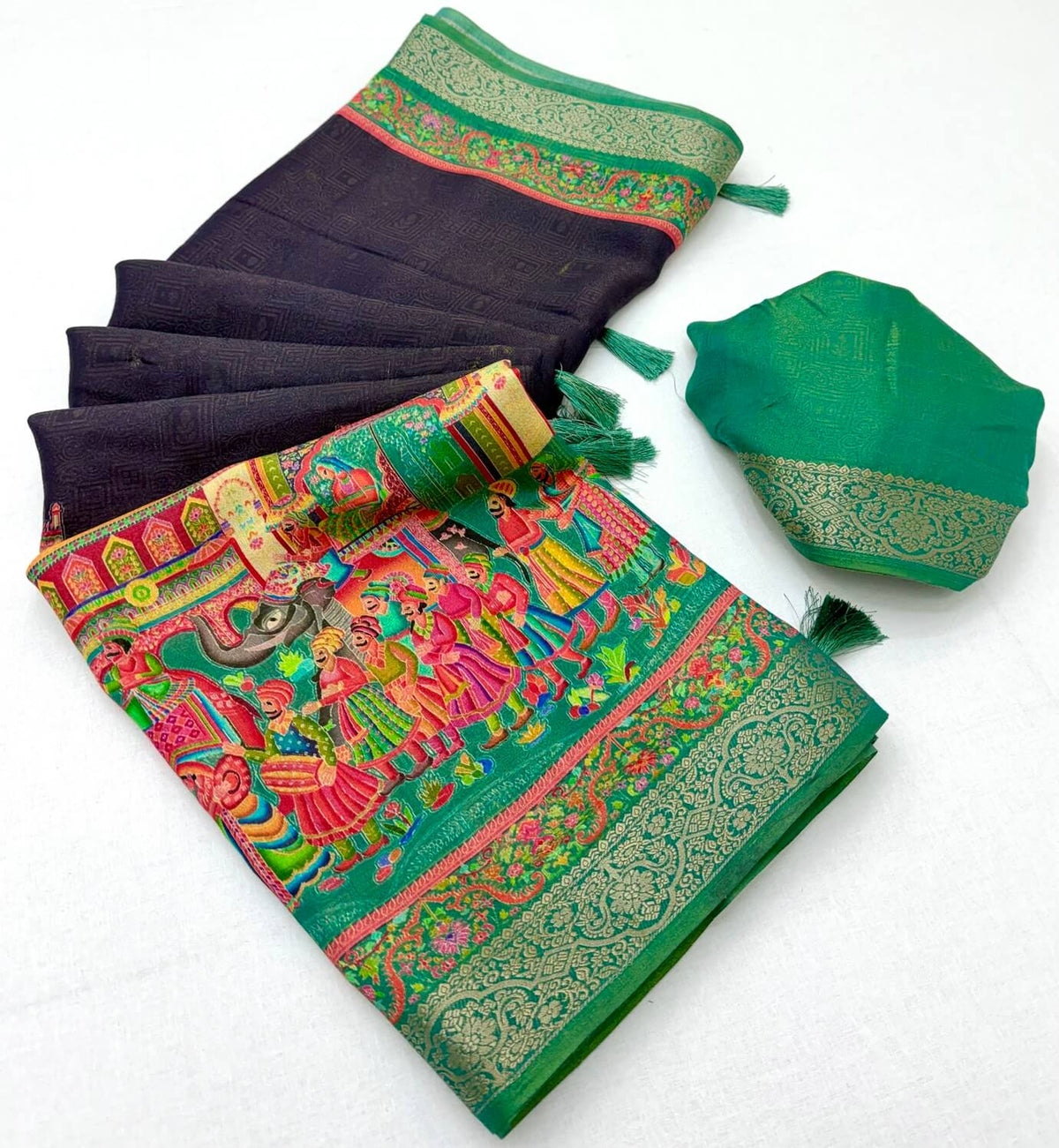Verdant Black Printed Viscose Silk Saree With Beauteous Blouse Piece