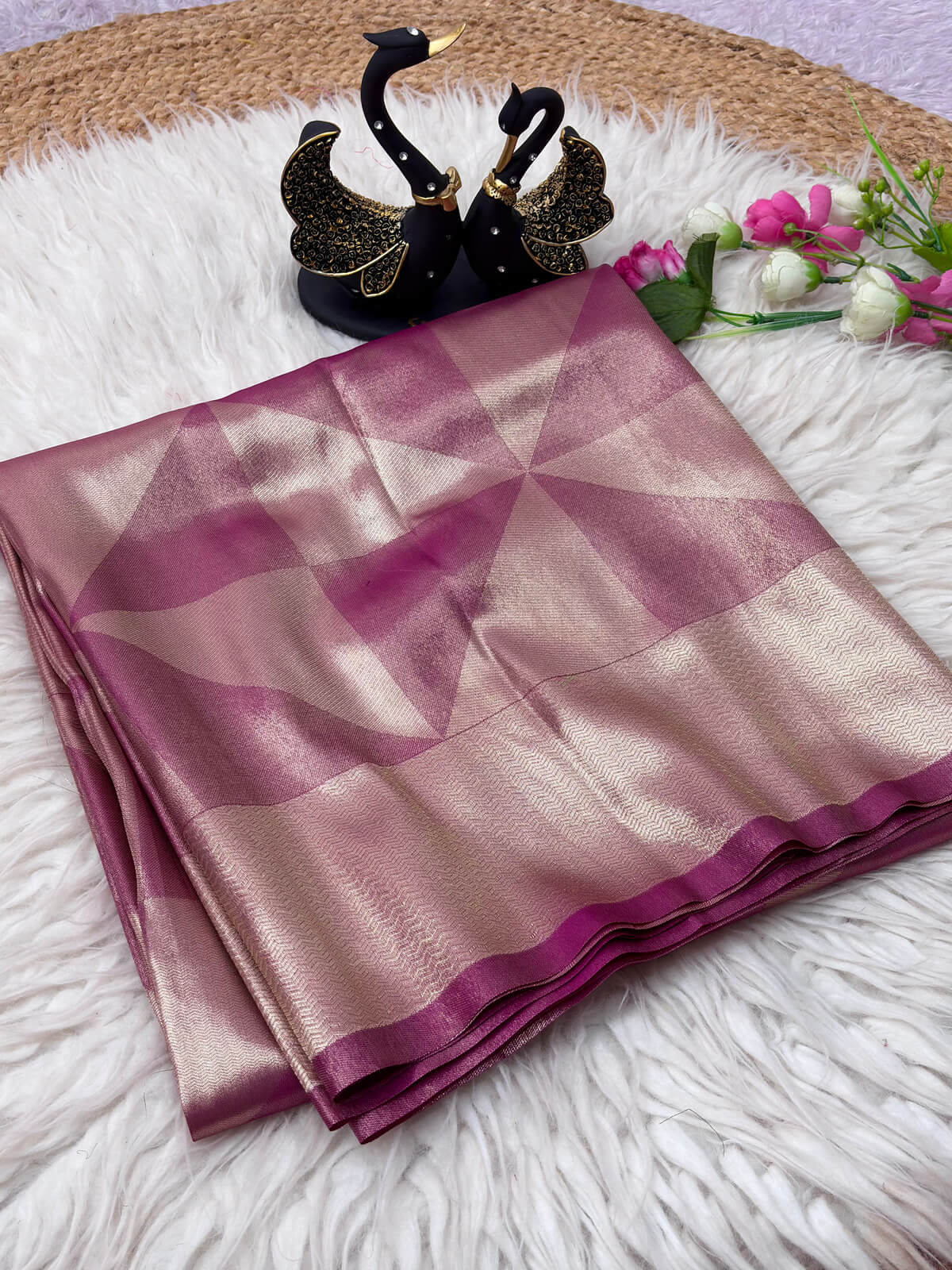 Luminous Dark Pink Banarasi Tissue Silk Saree With Alluring Blouse Piece