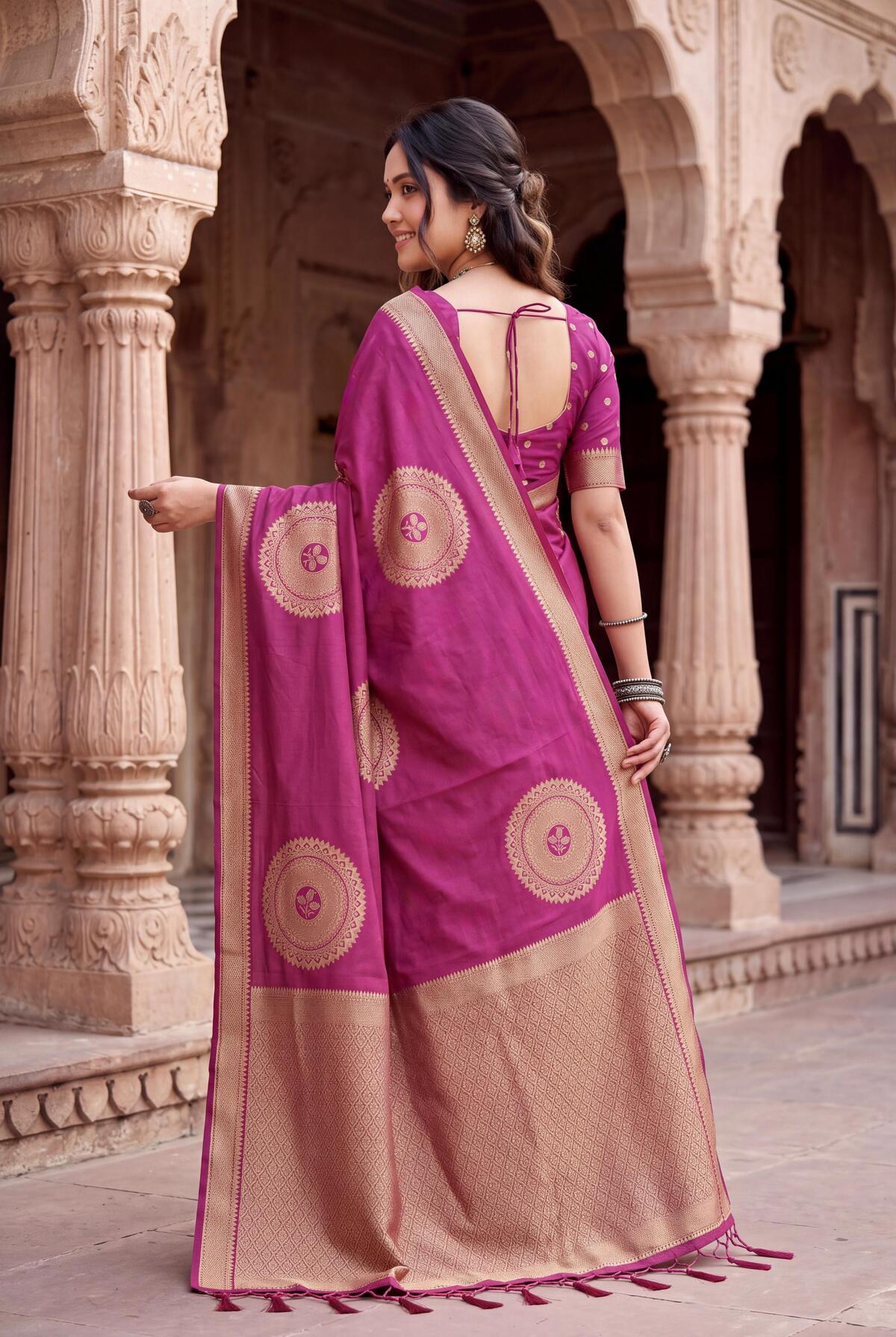 Grandiose Dark Pink Banarasi Khadi Silk Saree With Verdant Blouse Piece