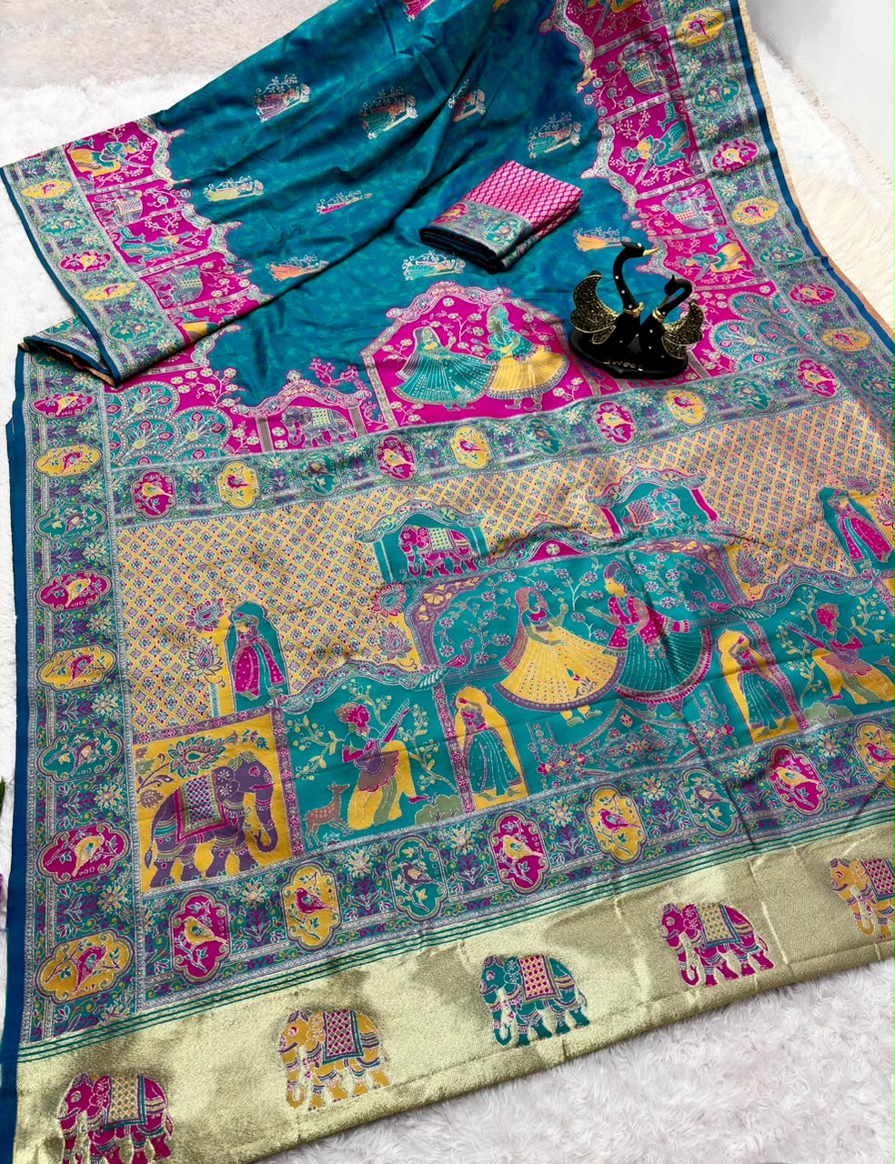 Nebula Rama Pashmina Saree With Resonant Blouse Piece