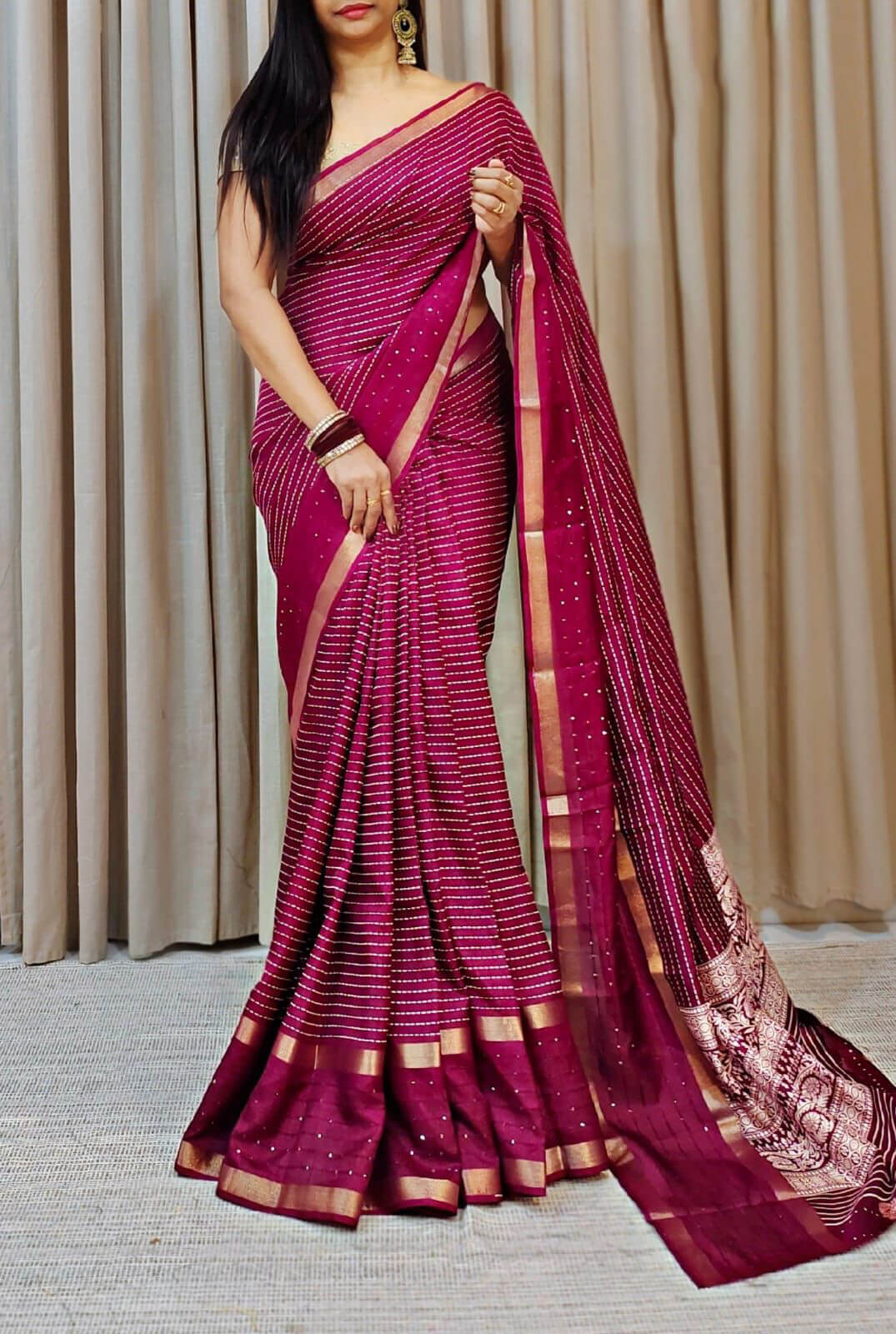 Lassitude Dark Pink Digital Printed Dola Silk Saree With Gratifying Blouse Piece