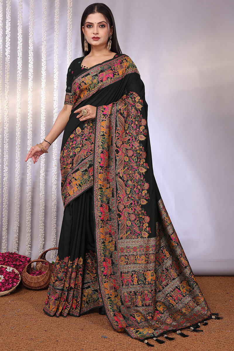 Entrancing Black Pashmina Saree With Winsome Blouse Piece