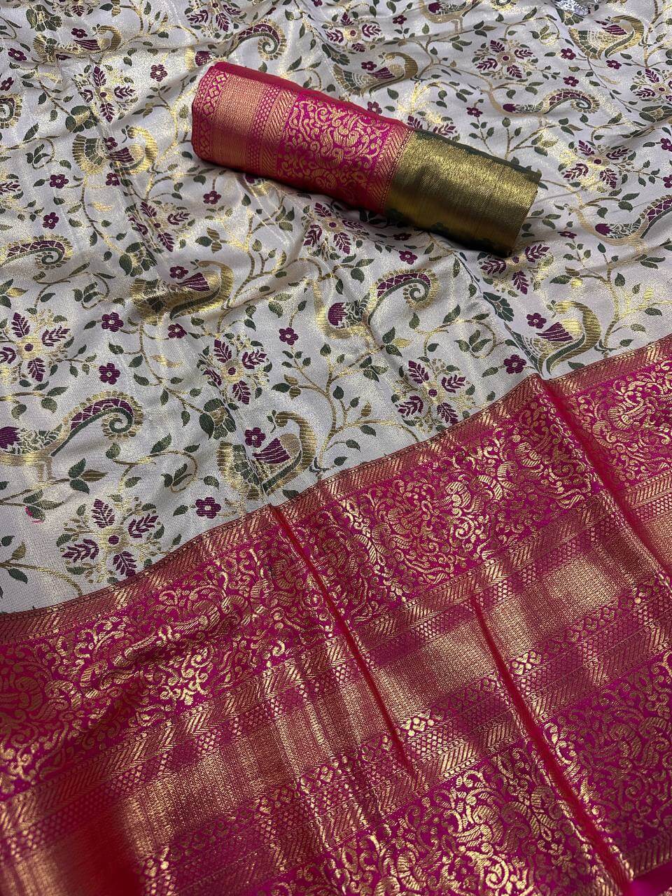 Whimsical Pista Kanjivaram Silk Saree With Charming Blouse Piece