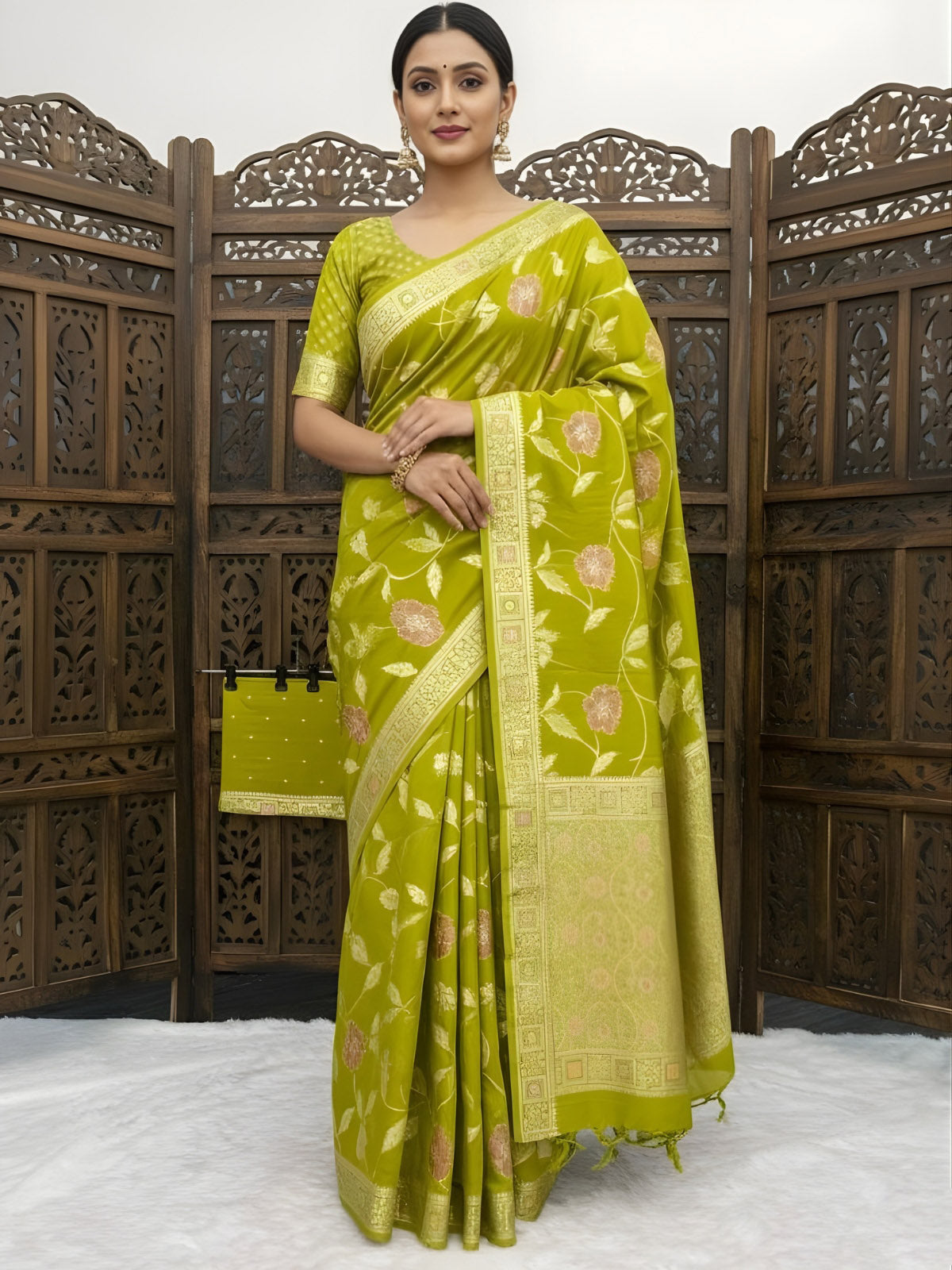 Ratatouille Mehndi Banarasi Dola Silk Saree With Glorious Blouse Piece