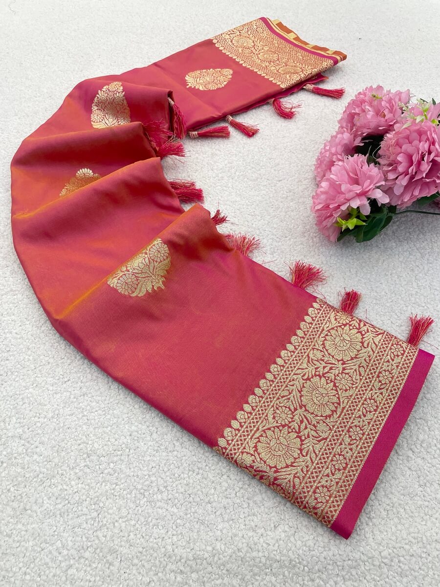 Staggering Dark Pink Pure Zari Weaving Banarasi Silk Saree With Classy Blouse Piece
