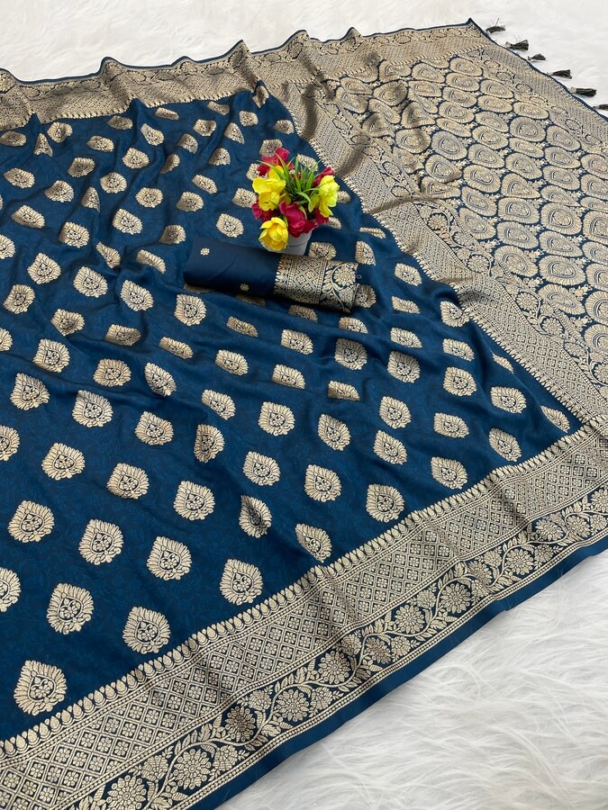 Fancifull Navy Blue Pure Zari Weaving Banarasi Silk Saree With Artistic Blouse Piece