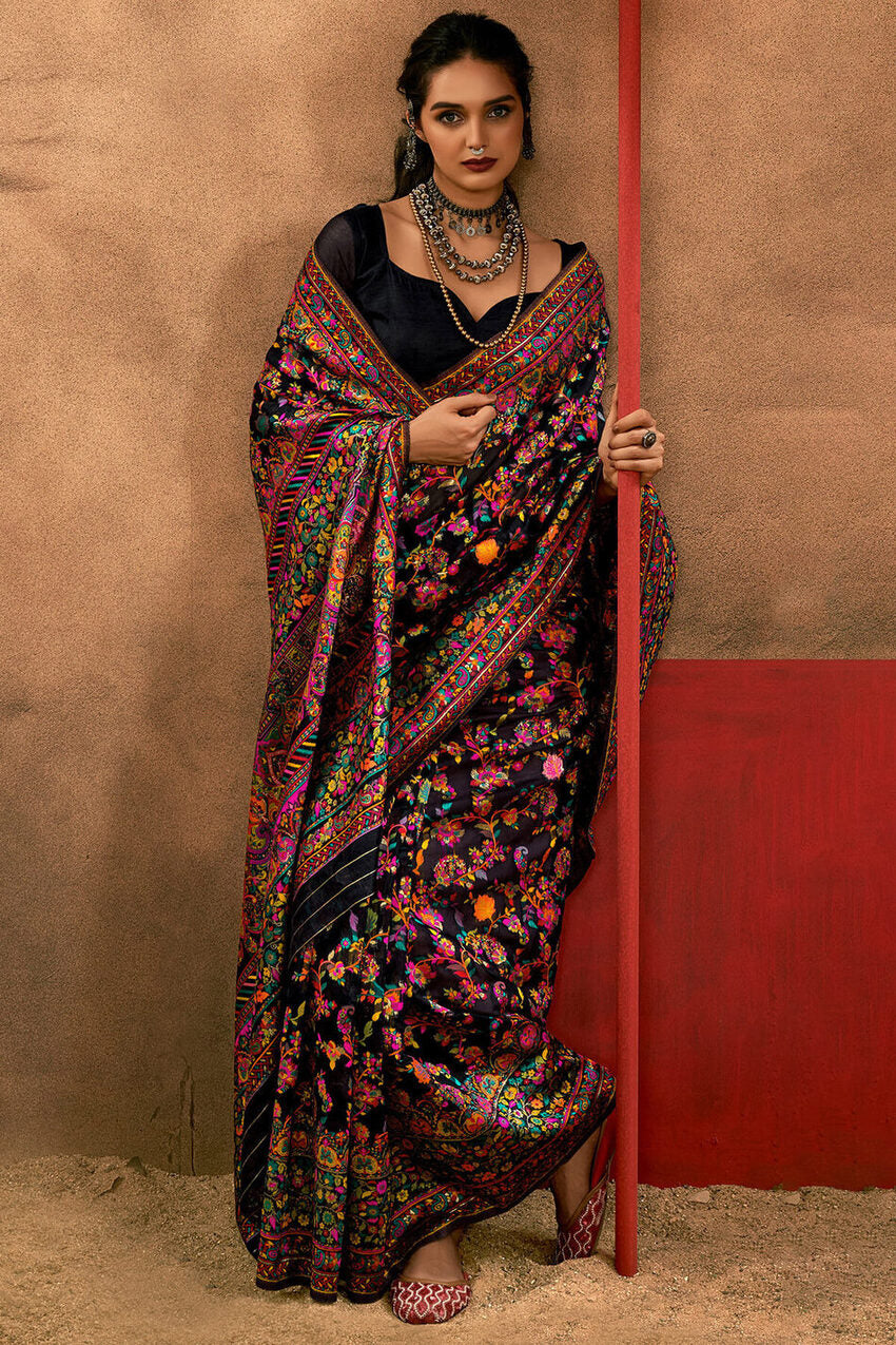 Hypnotic Black Pashmina Saree With Flameboyant Blouse Piece