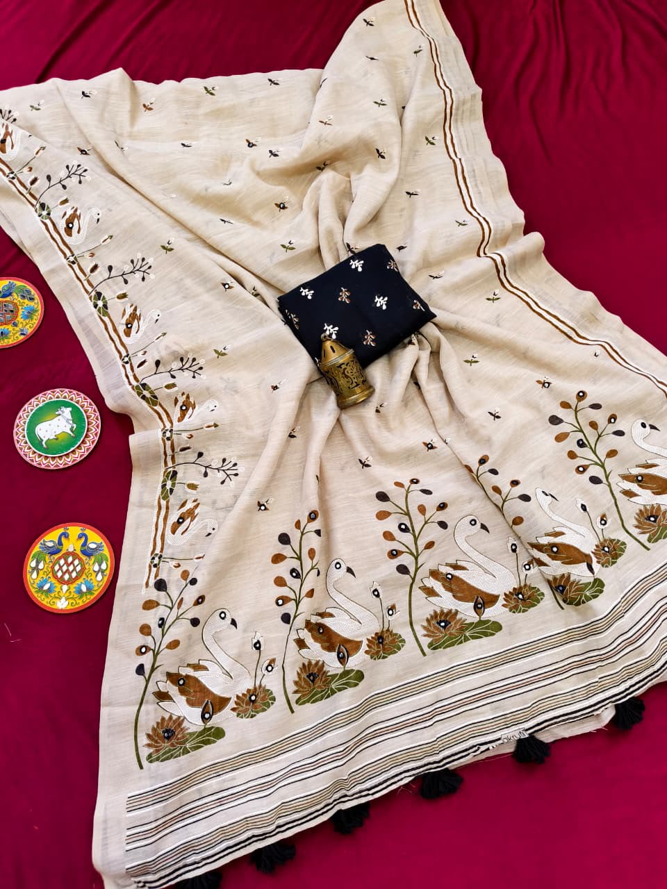 Scrupulous Beige Hand Printed Linen Silk Mirror Work Saree With Fugacious Blouse Piece