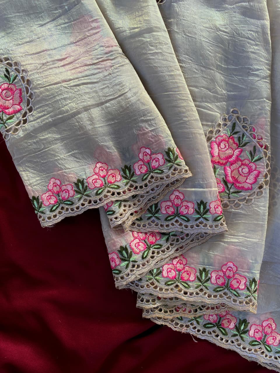 Sempiternal Grey Embroidery Work Crush Silk Saree With Refreshing Blouse Piece