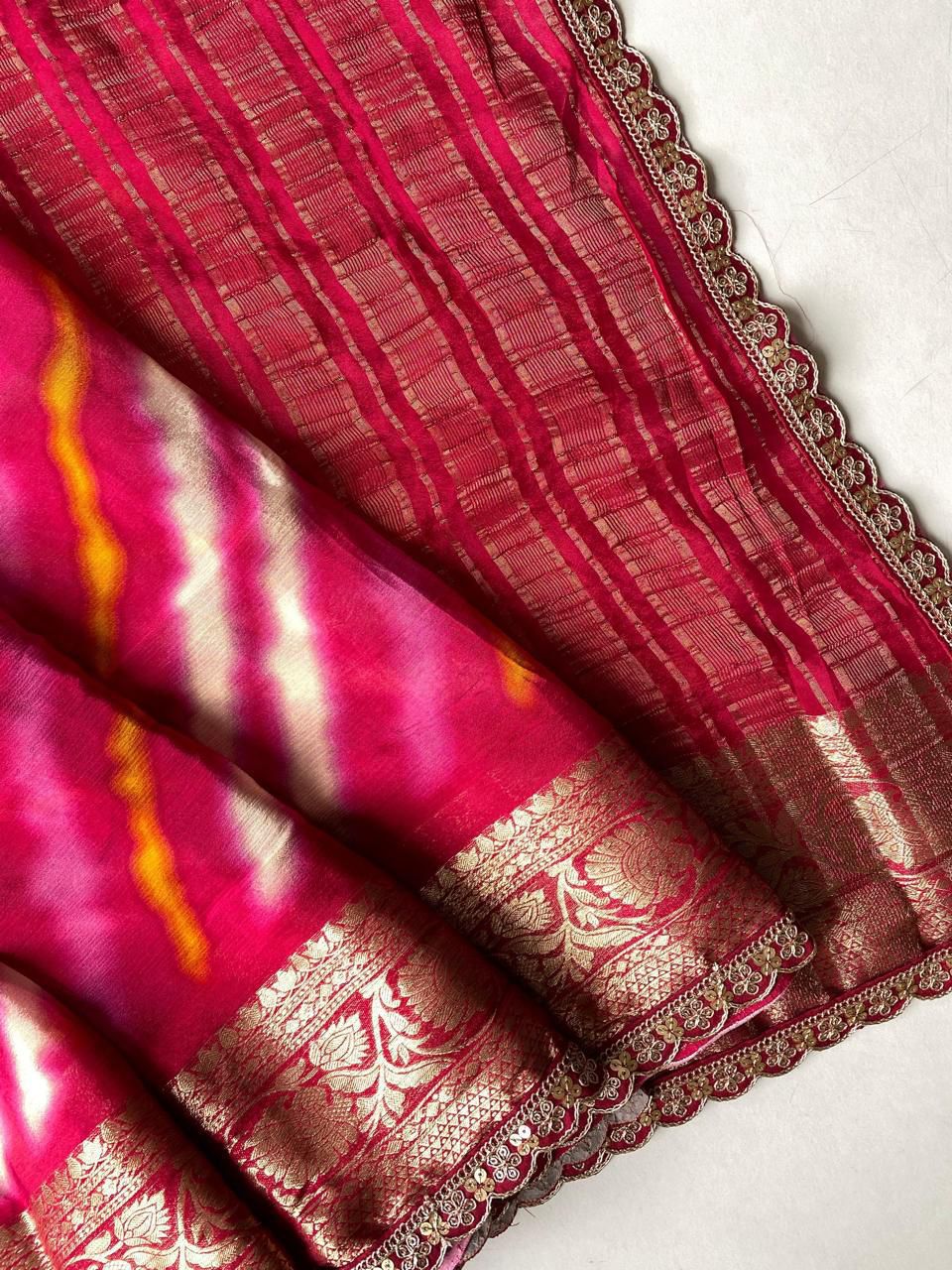 Exceptional Dark Pink Pure Viscose Silk Bandhani Printed Saree With Impressive Blouse Piece