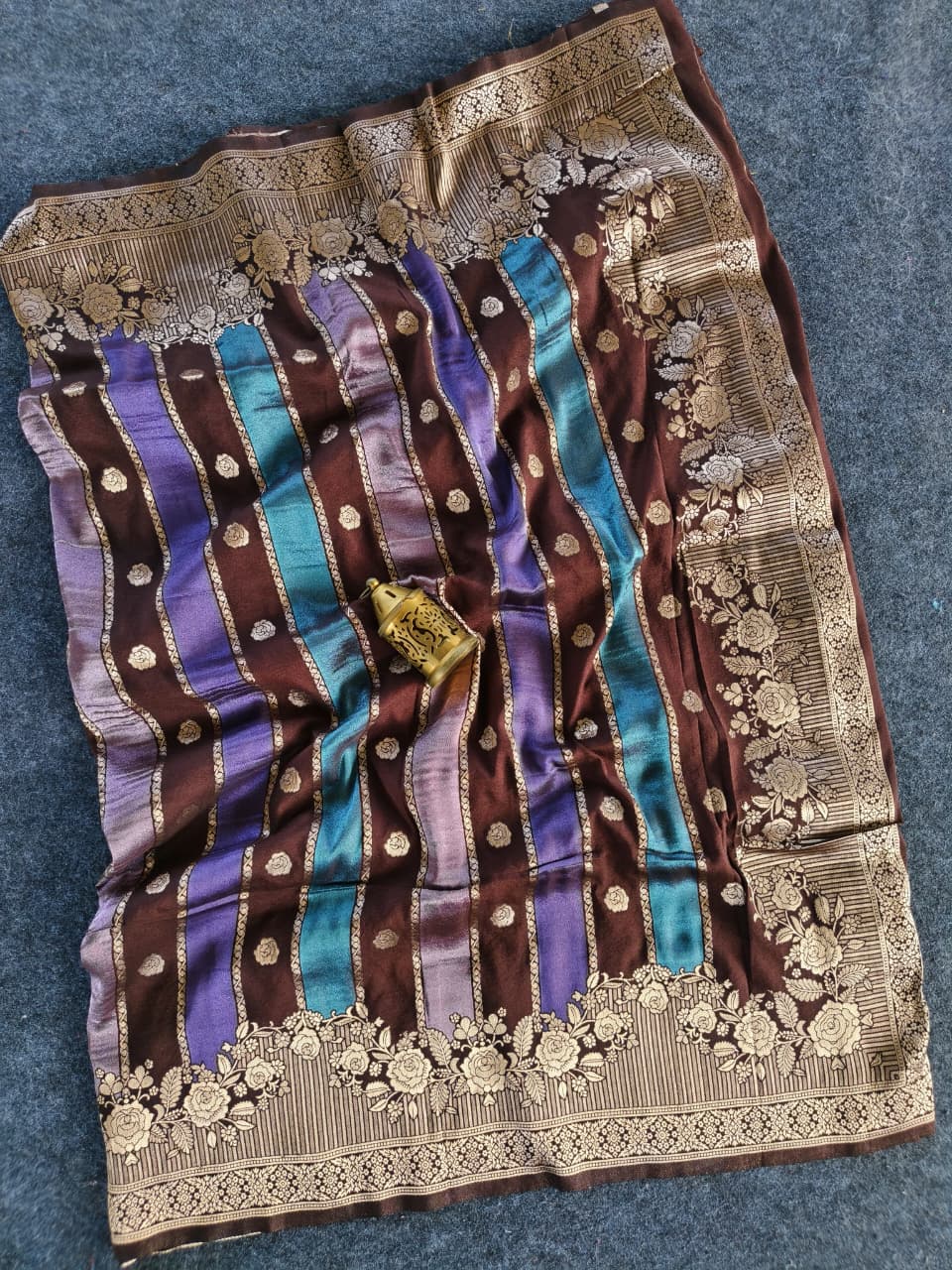 Sonorous Brown Pure Viscose Banrasi Silk Saree With Precious Blouse Piece