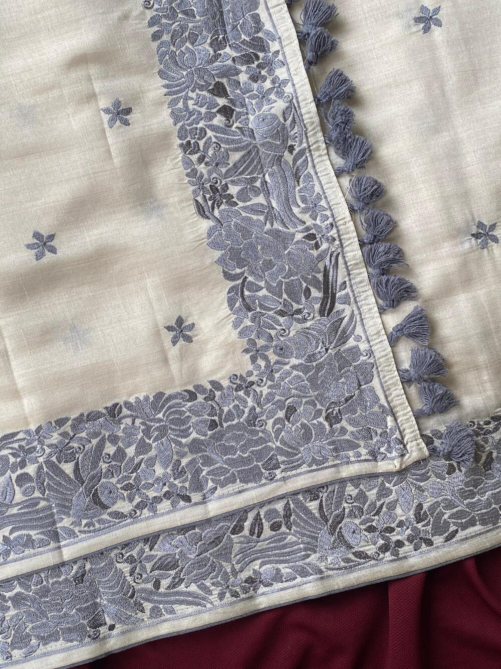 Sempiternal Off White Embroidery Work Tussar Silk Saree With Vestigial Blouse Piece