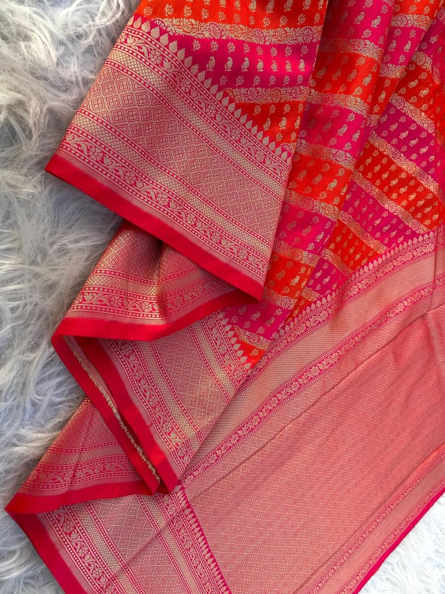 Proficient Pink Soft Banarasi Silk Saree With Fantabulous Blouse Piece