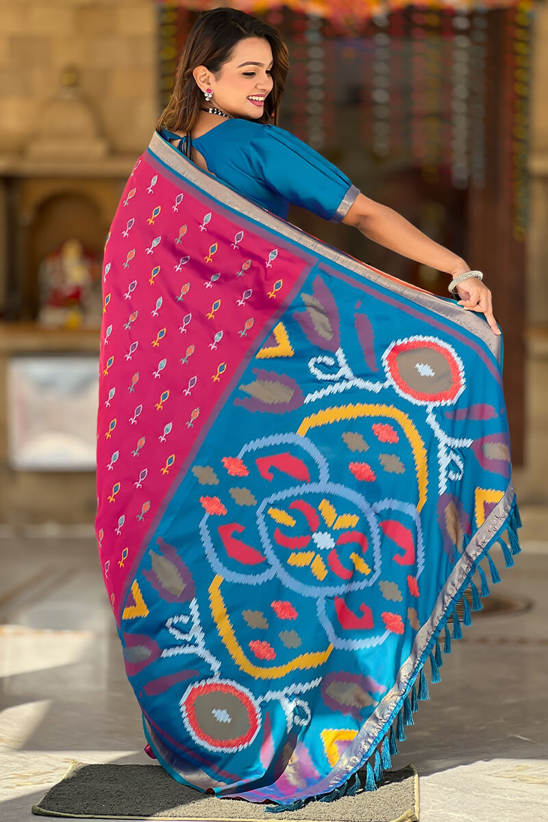 Felicitous Magenta Soft Banarasi Silk Saree With Ratatouille Blouse Piece